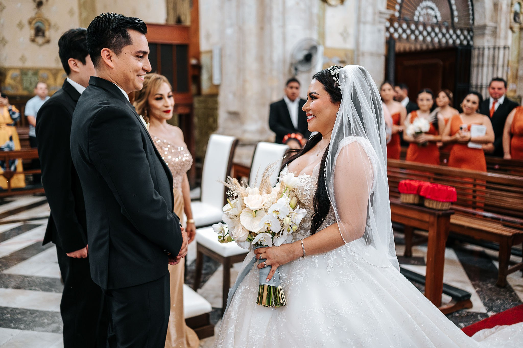 Montse & Jonathan. Fotógrafo de bodas, quince años, familias y fotografía infantil en Mérida Yucatán Alberto Rodriguez