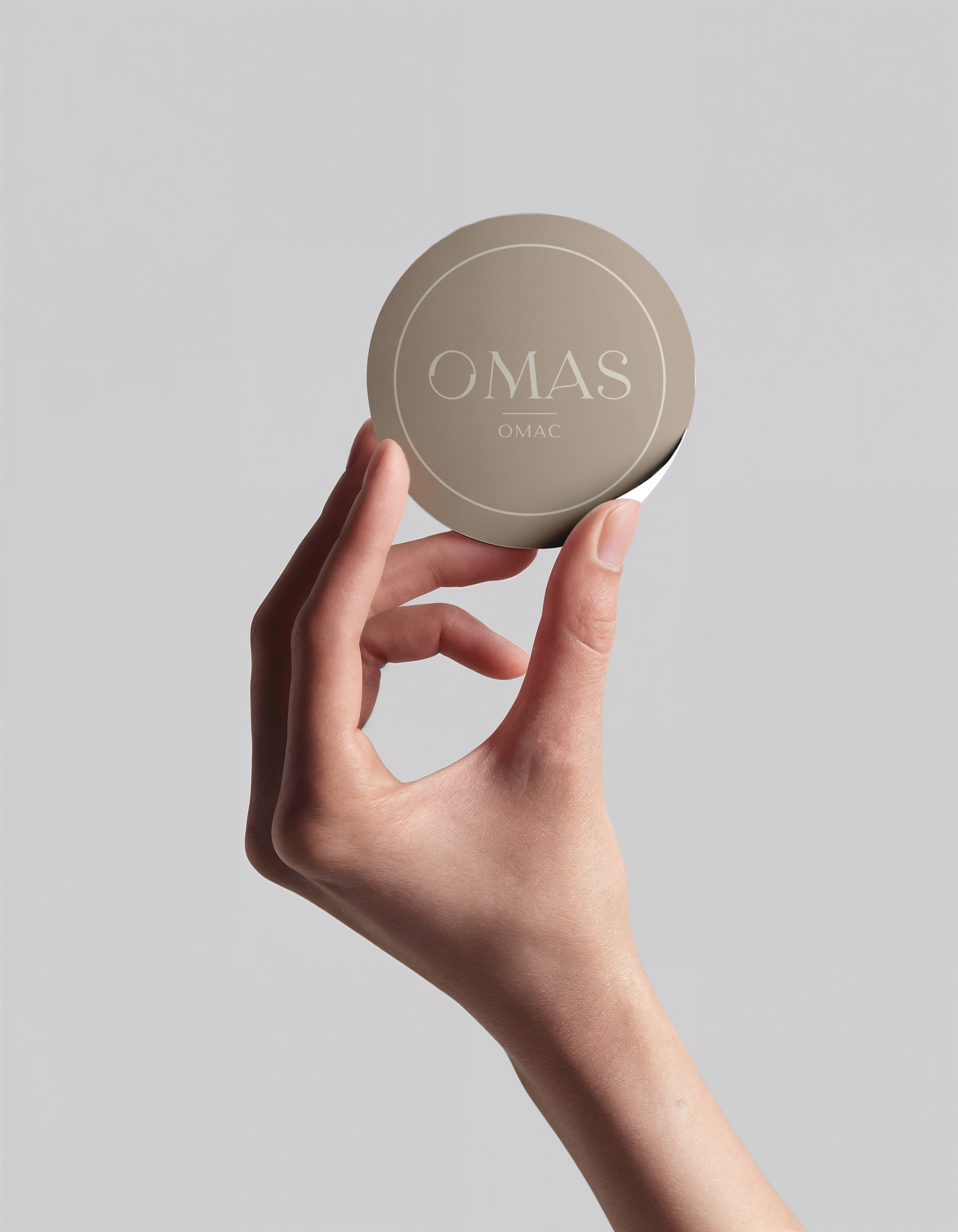 OMAS. Бренд-дизайнер и ретушёр Юлия Абрамова