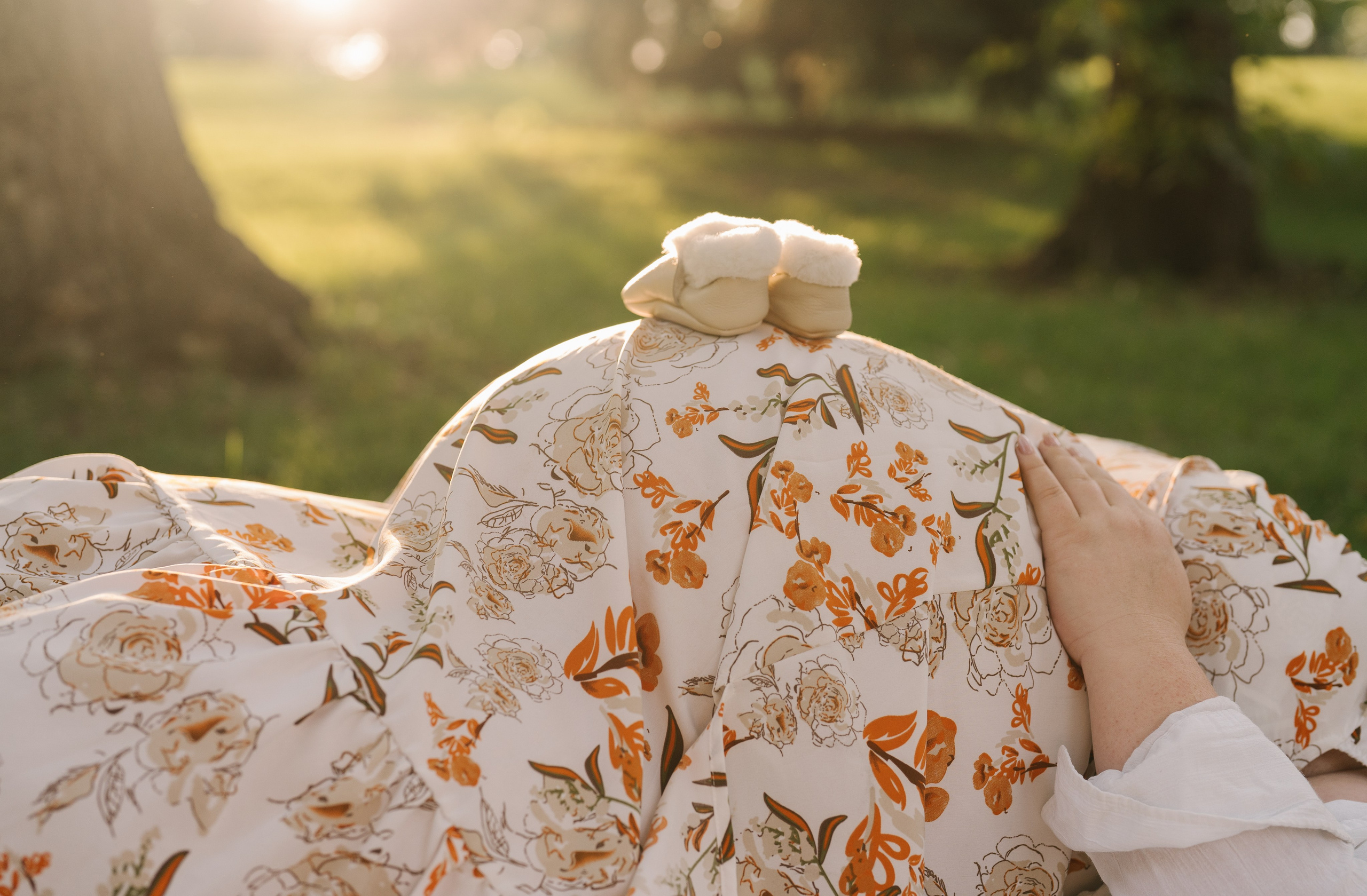 Maya and Arthur. Pregnancy & Love. Photographer Viktoriia Skavronskaya