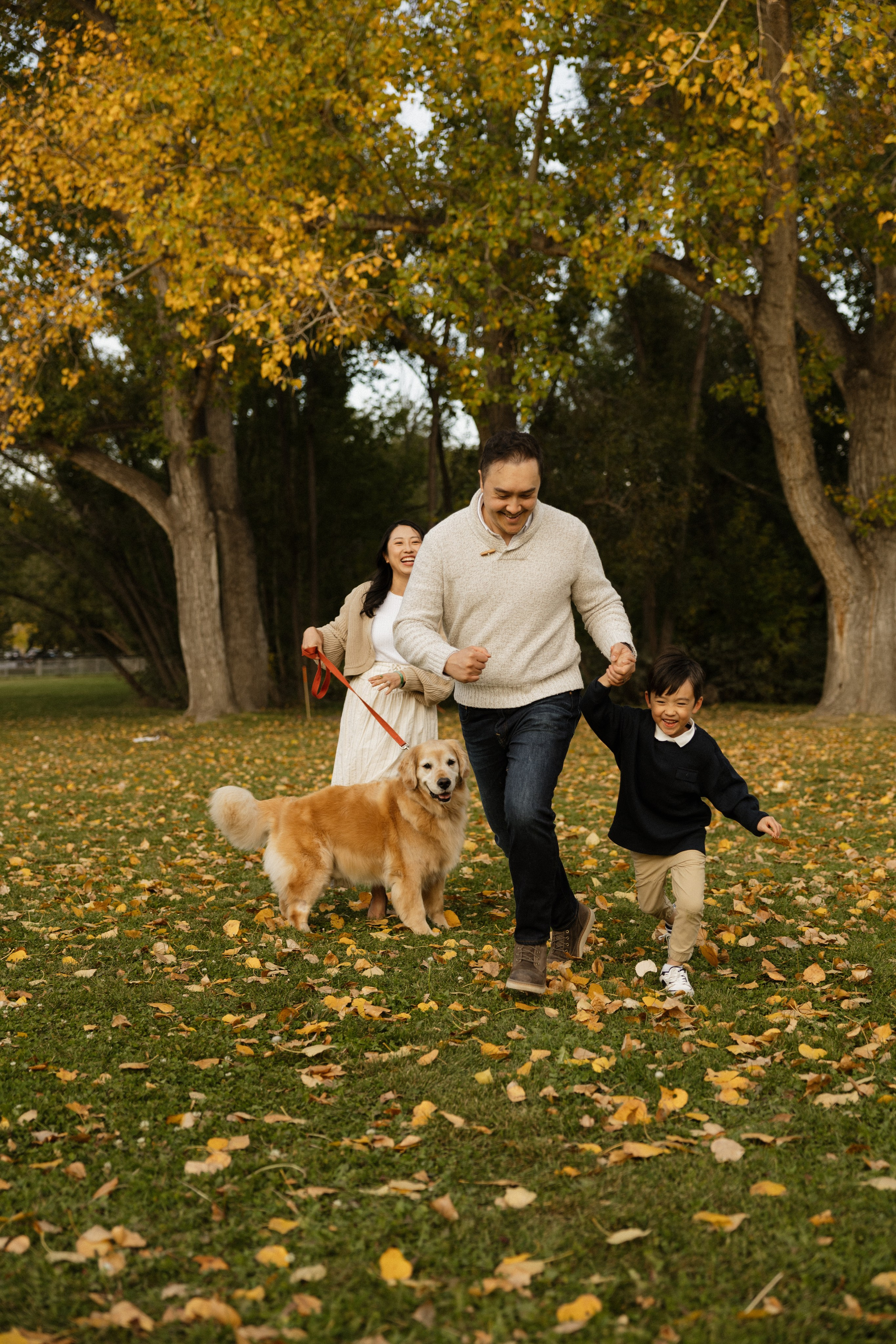 Warm Autumn with Kendra & Family. Photographer Stanislav Antonov