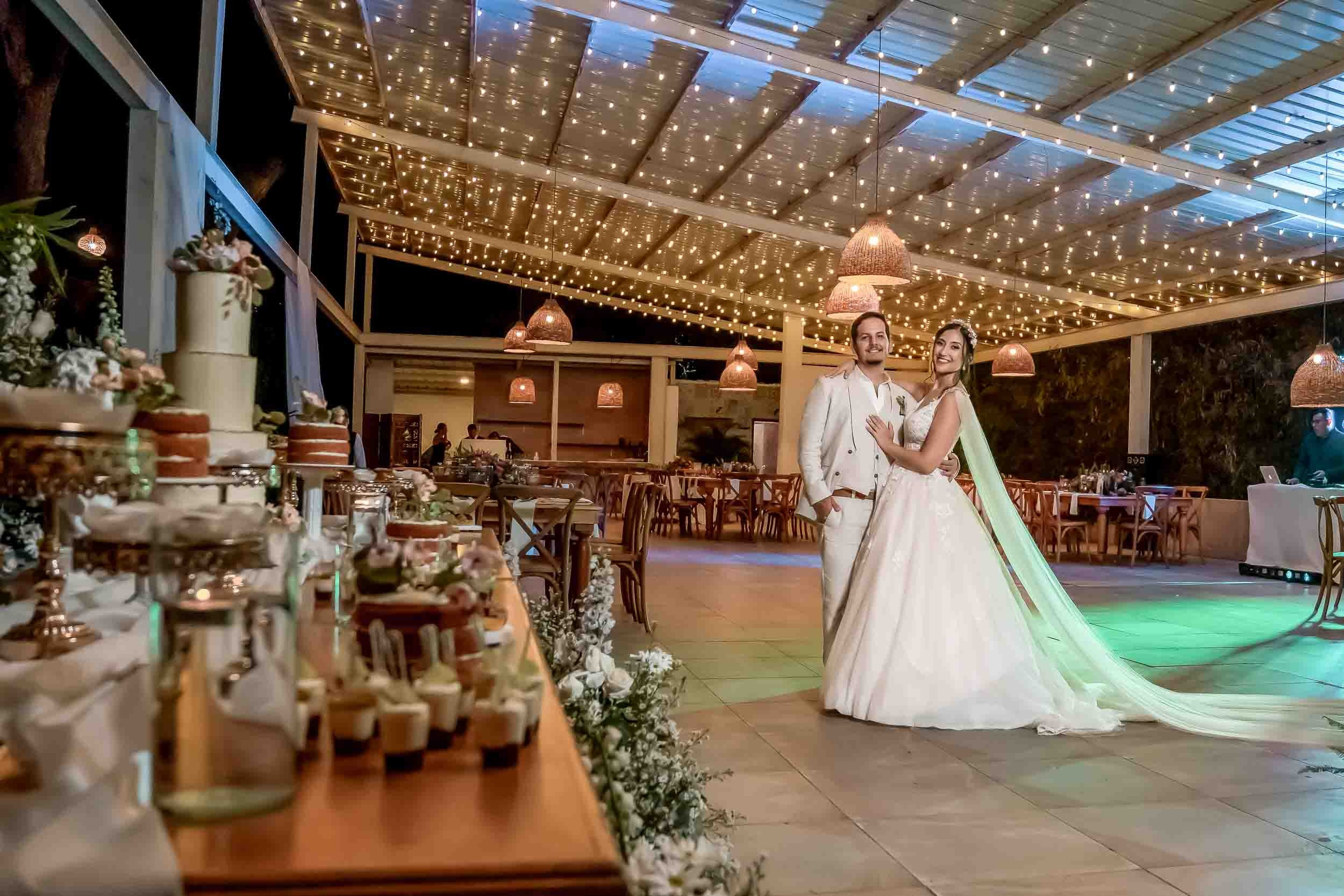 Boda en Cali. Hacienda Entre Rios - Daniela & Rodrigo. Karen Ortiz Photography / Fotógrafo profesional en Cali - Colombia