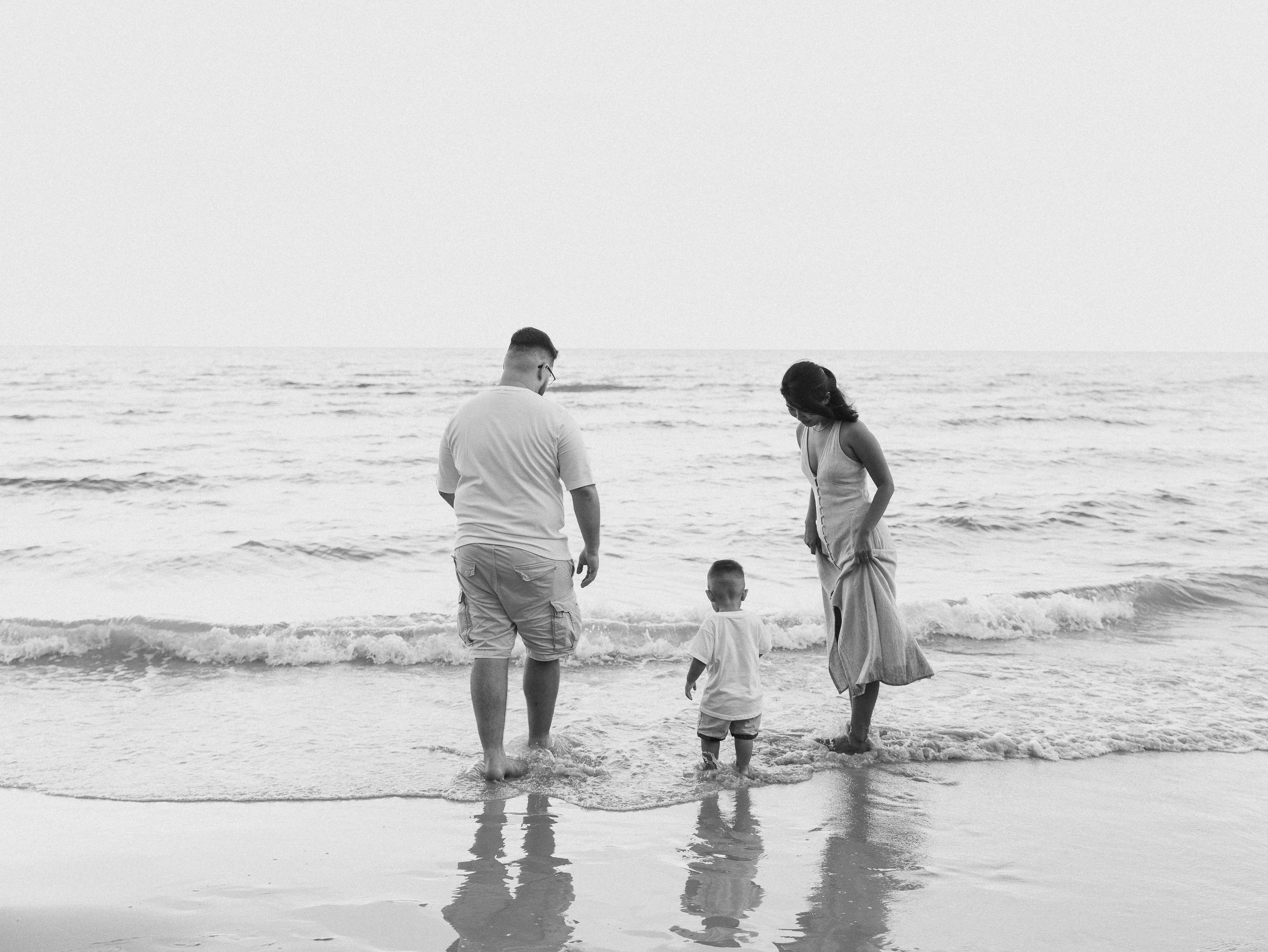 At the beach. Family and wedding photographer in Bangkok, Thailand