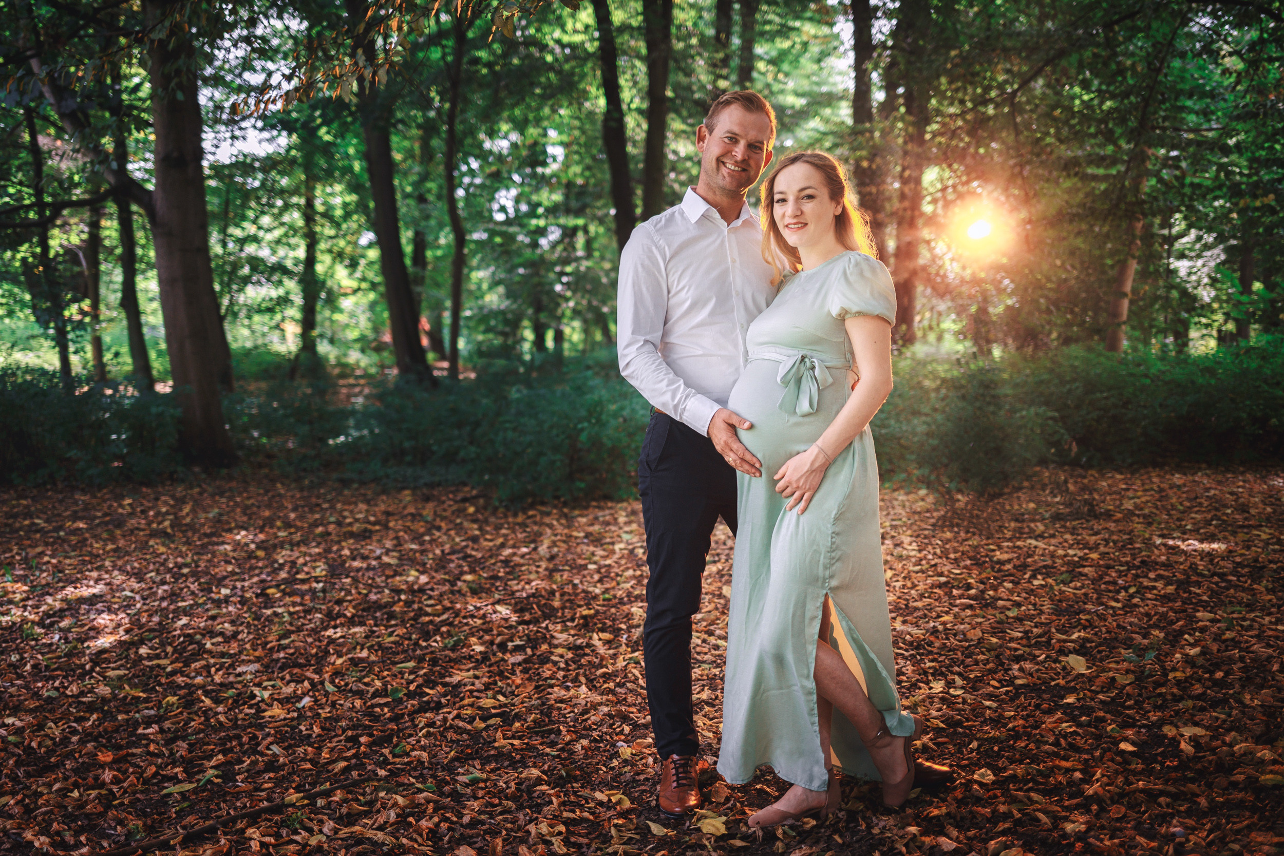 Outdoor Maternity Portrait Session Edmonton | Dimitri Studio