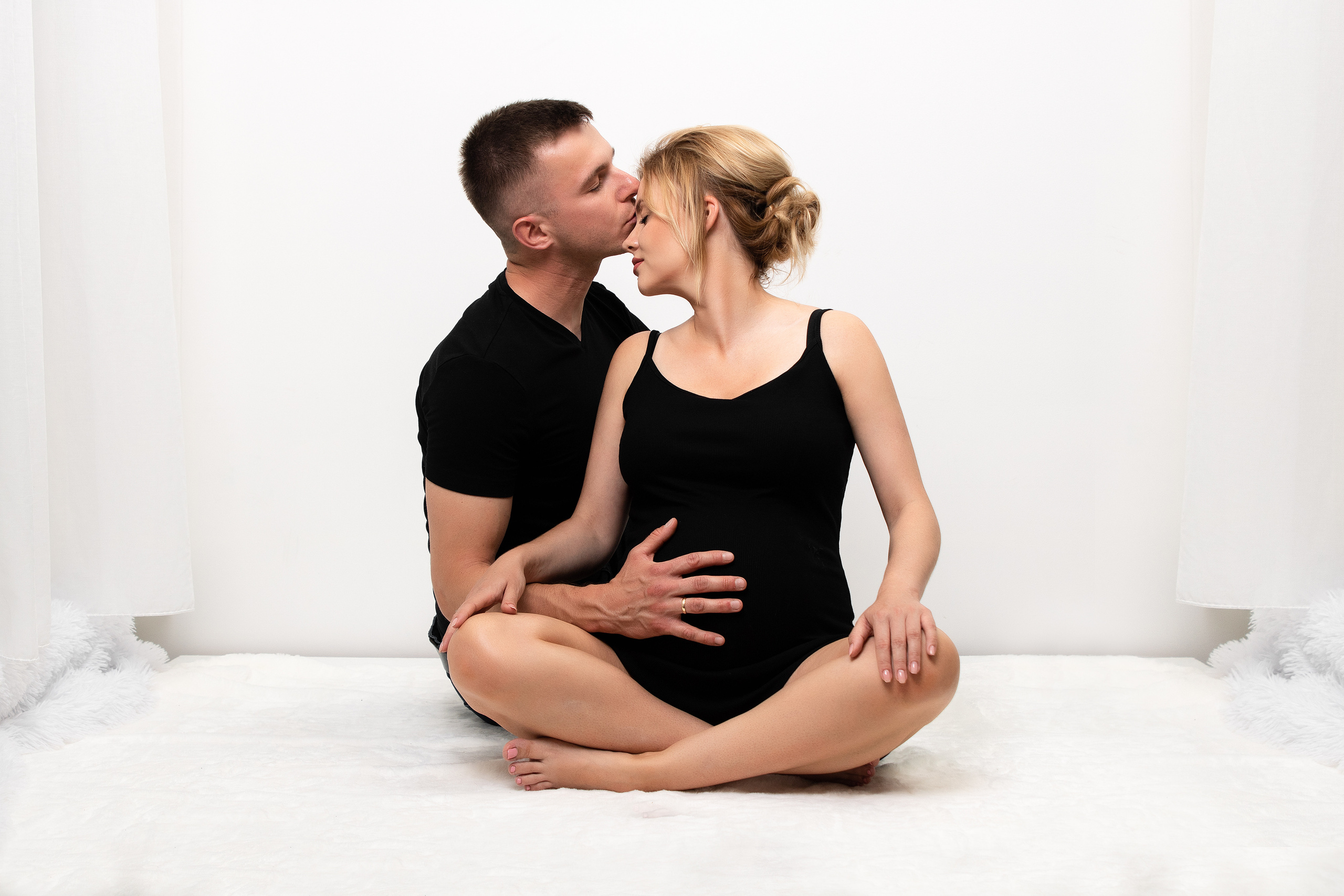 Studio Maternity Portrait Session Spruce Grove | Dimitri Studio