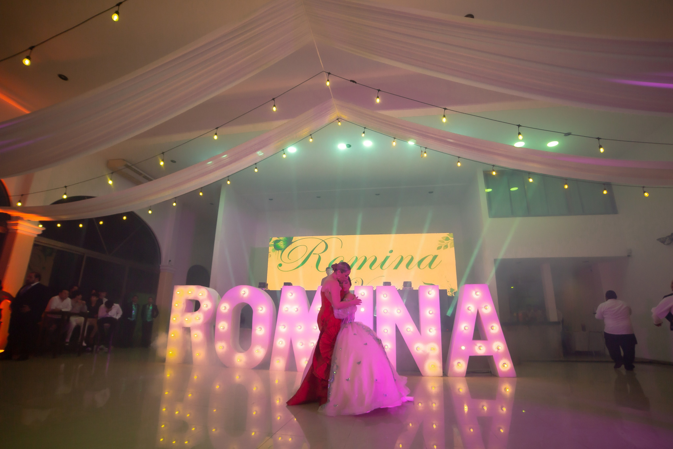 XV AÑOS ROMINA. Simón Enríquez Studio