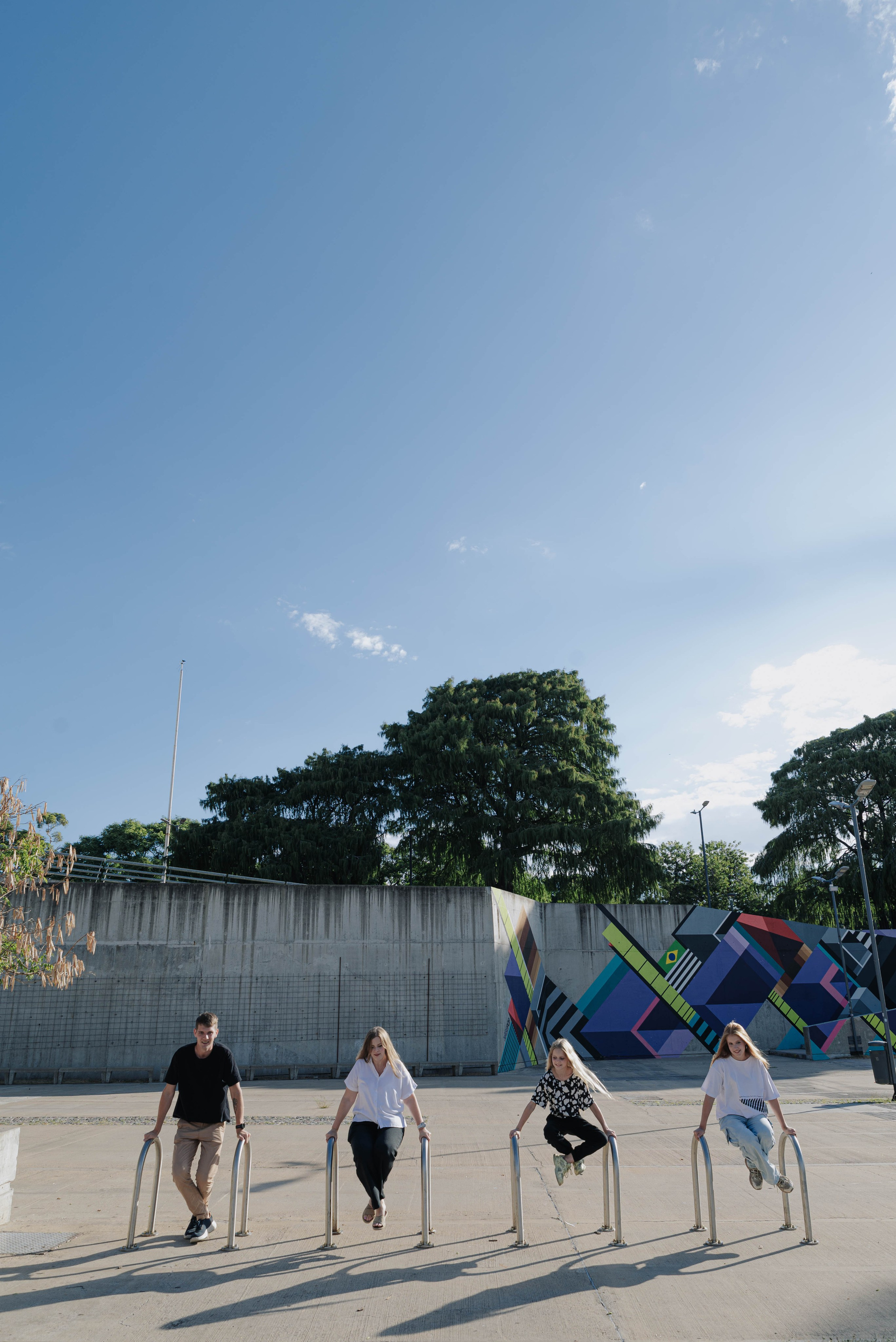 Guests from Mar del Plata. Photographer @elmirkami in the city of Buenos Aires