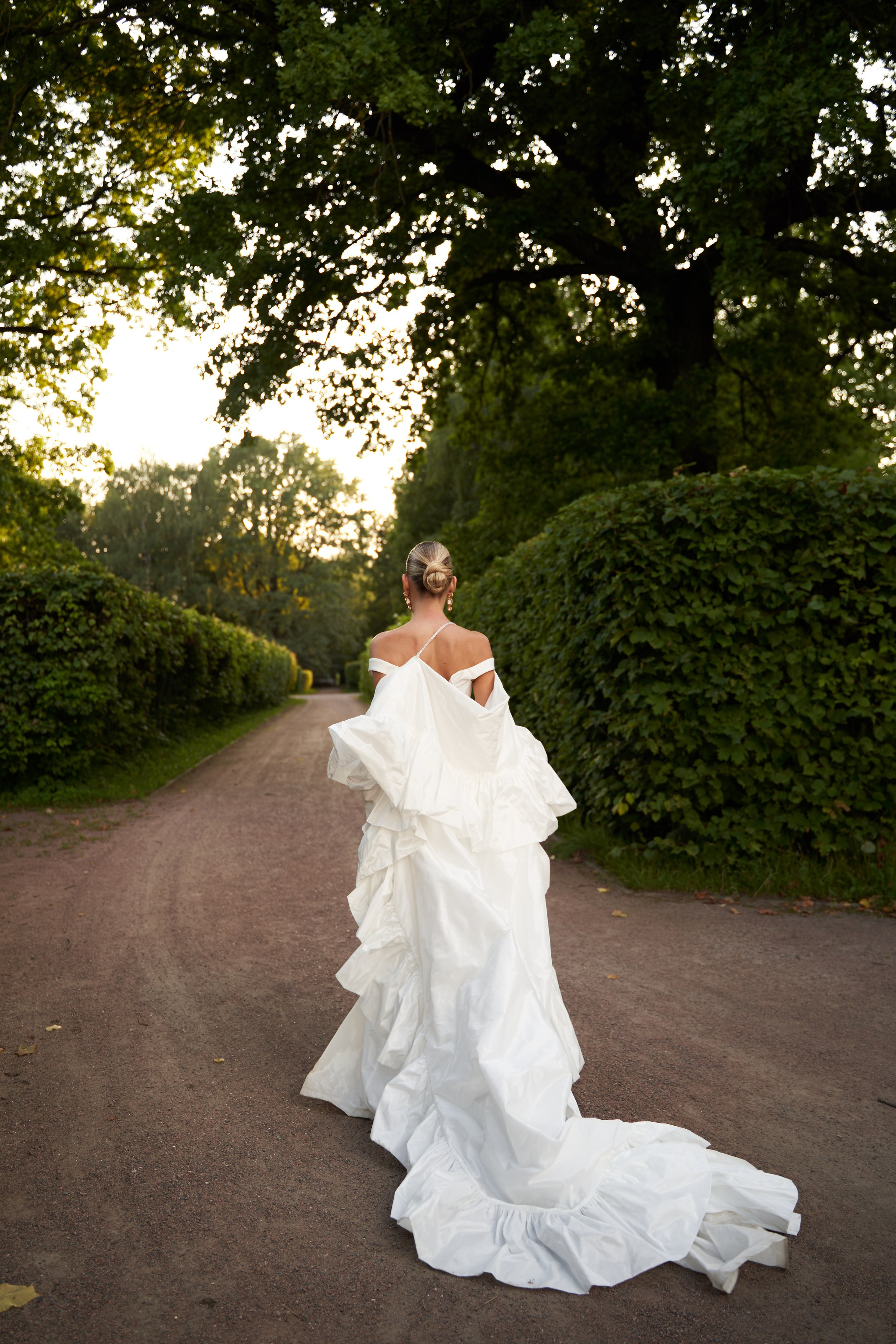 Sophisticated wedding photography in a historic venue with cinematic light