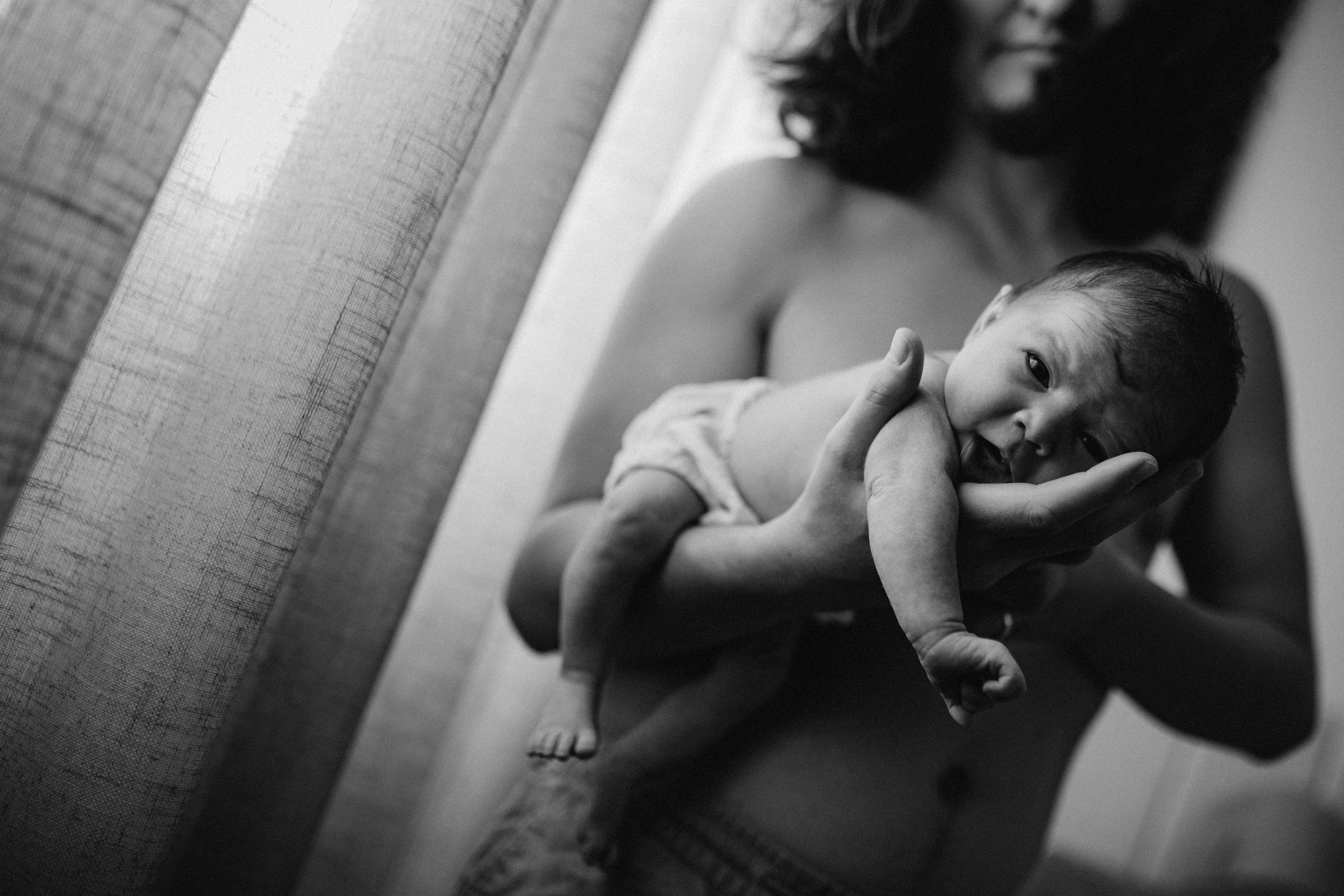 Luna 7 days. Fotografa documental de familia e nascimento em Florianópolis SC Daria Ermolaev