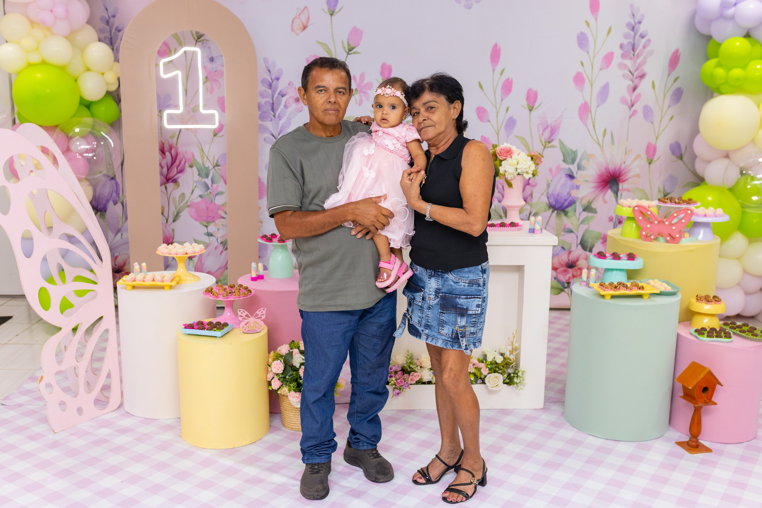 AURORA 1 ANO. Rainer Fotos
