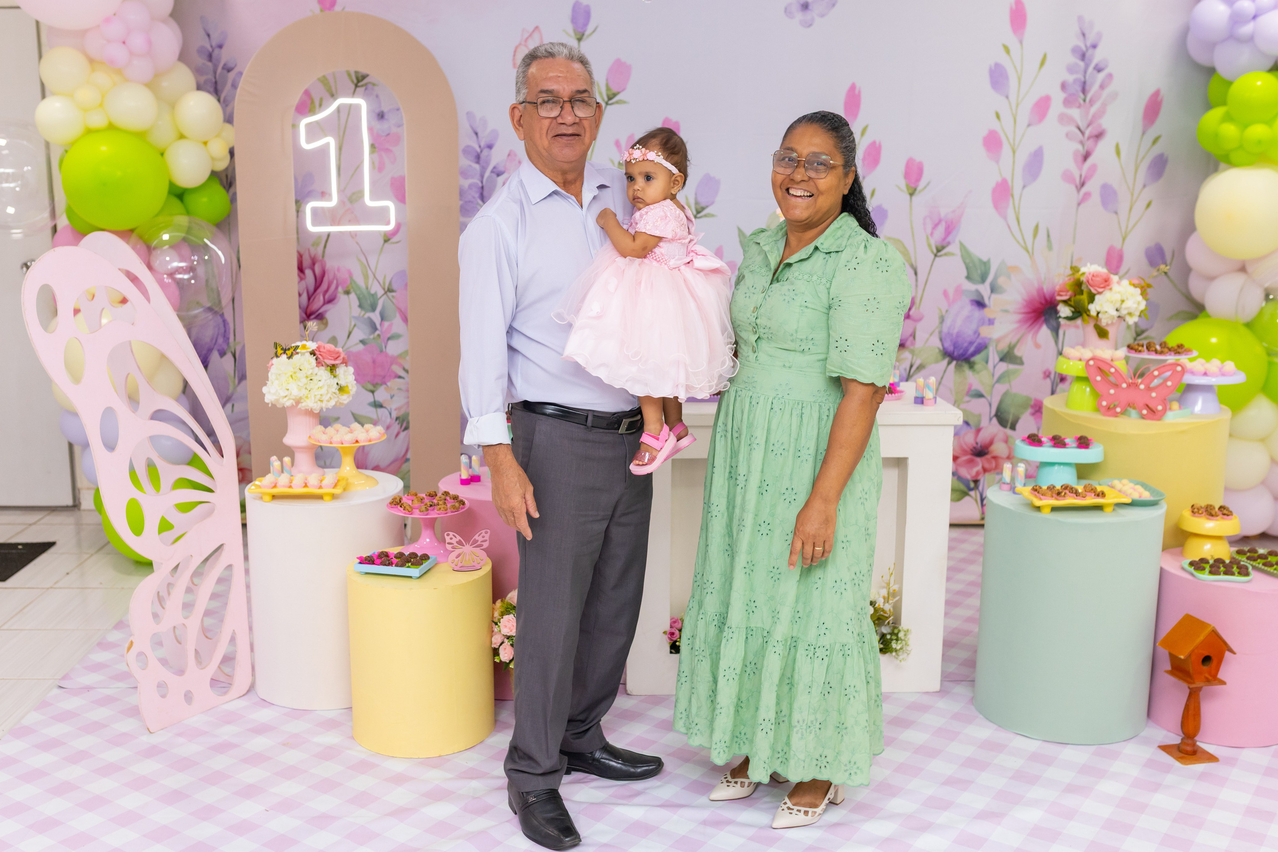 AURORA 1 ANO. Rainer Fotos
