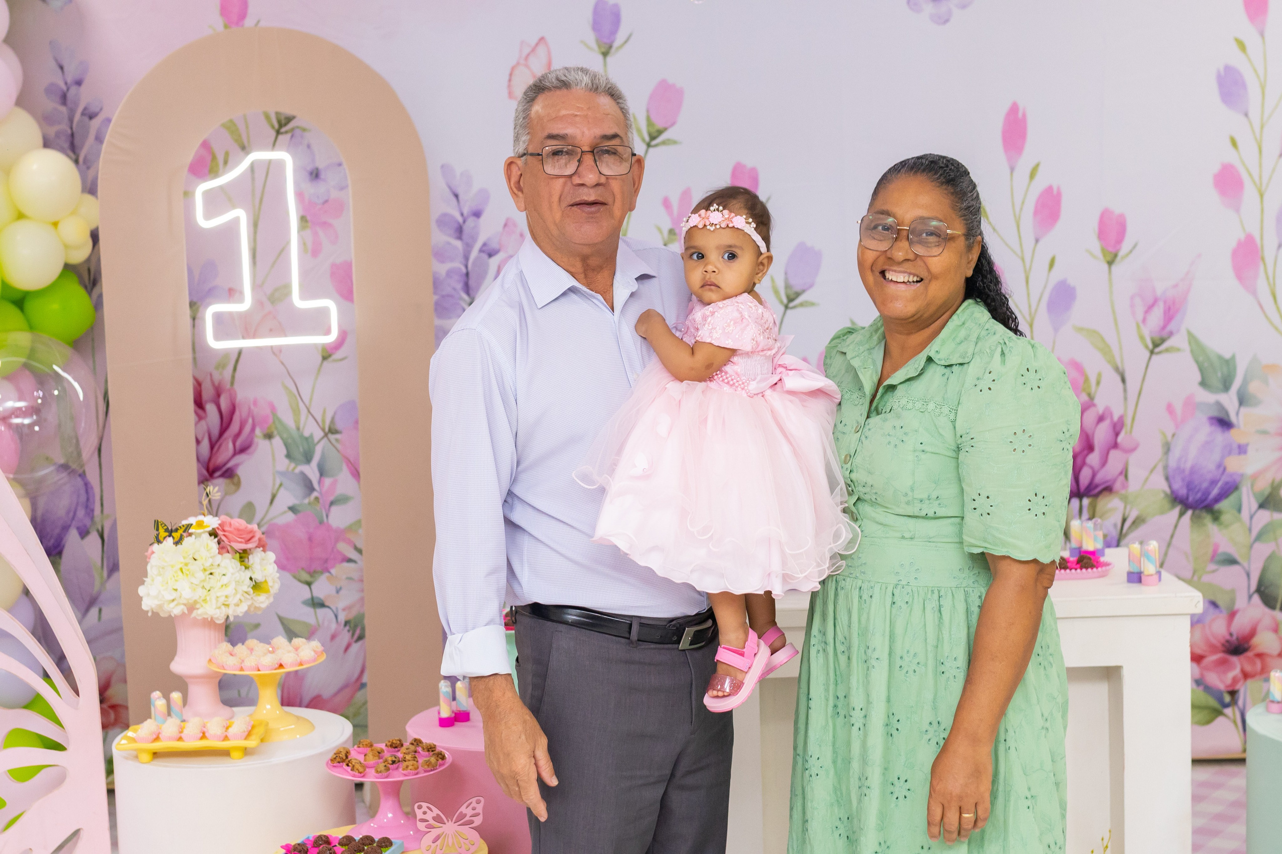 AURORA 1 ANO. Rainer Fotos