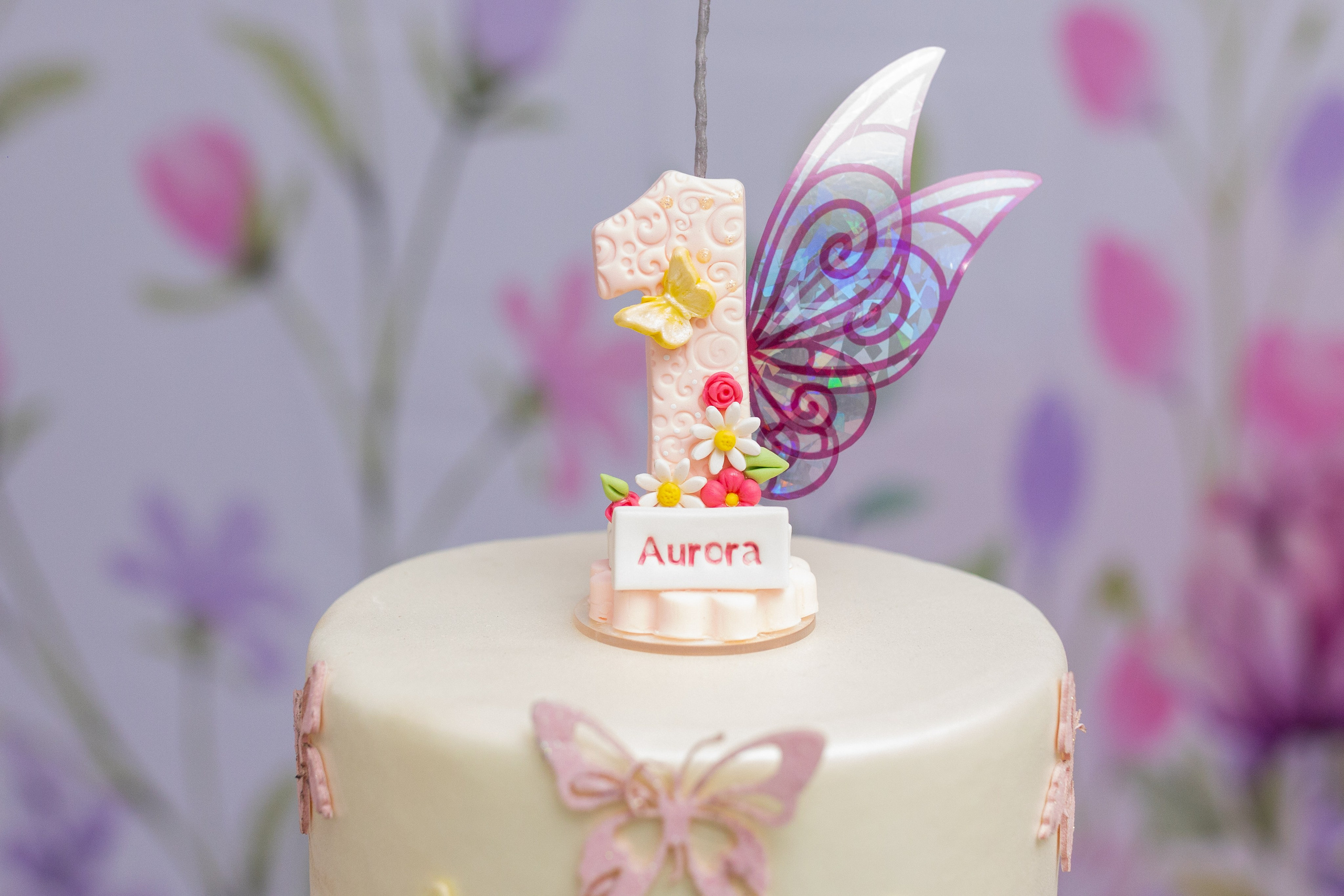 AURORA 1 ANO. Rainer Fotos