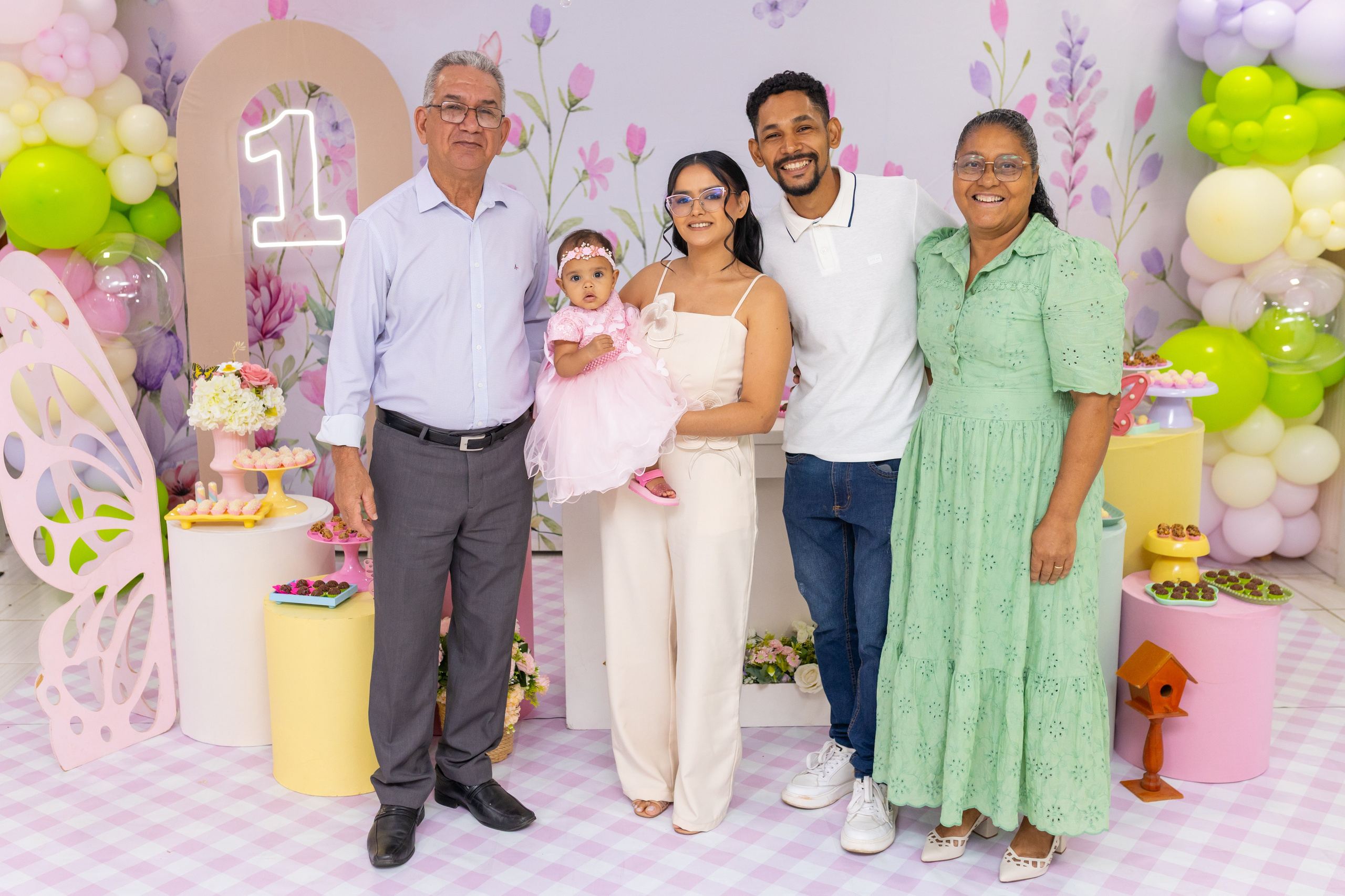 AURORA 1 ANO. Rainer Fotos