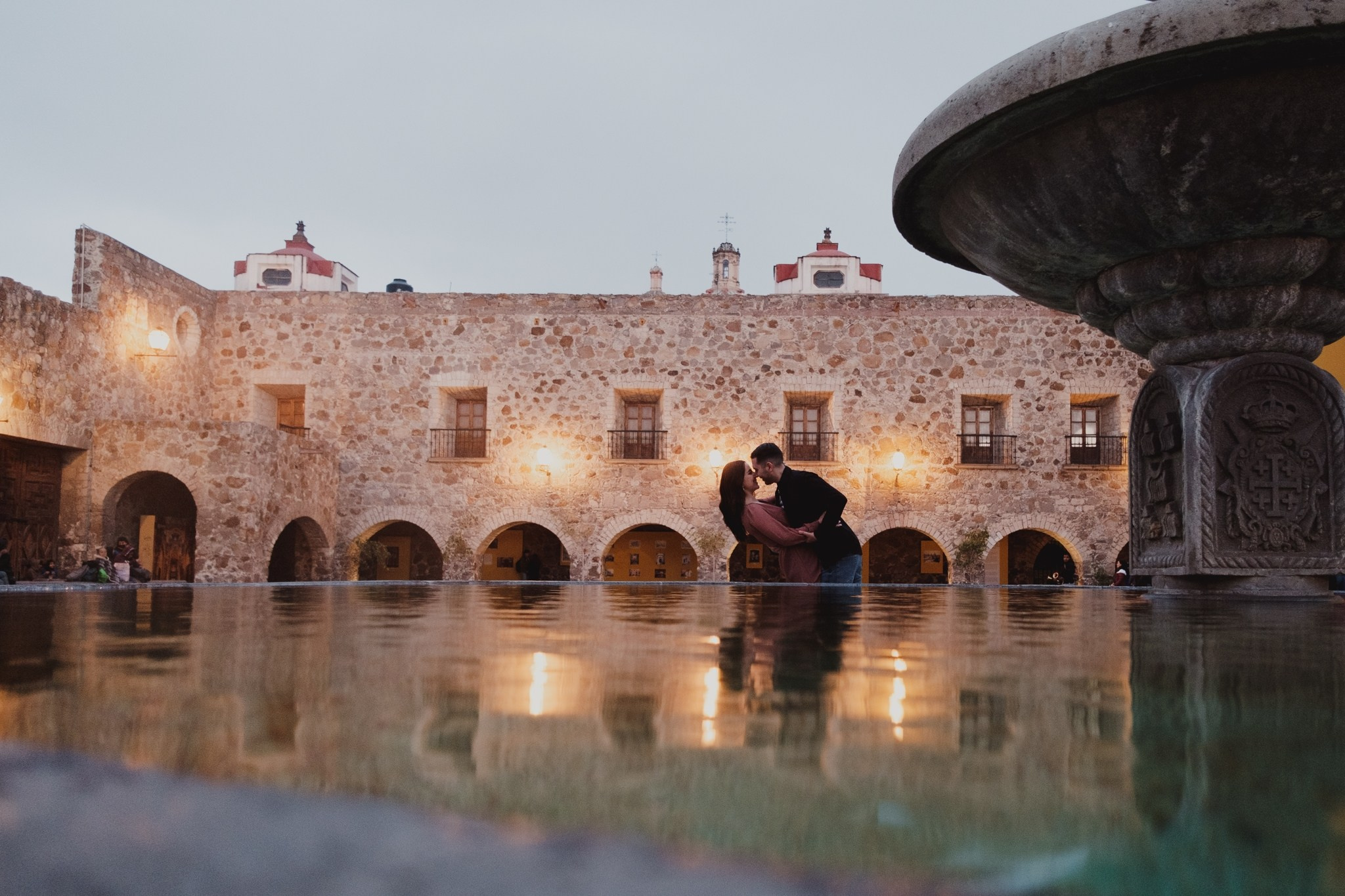 Sofía y Sergio: Sesión pre boda en la sierra de Alvarez. Fotógrafo de bodas