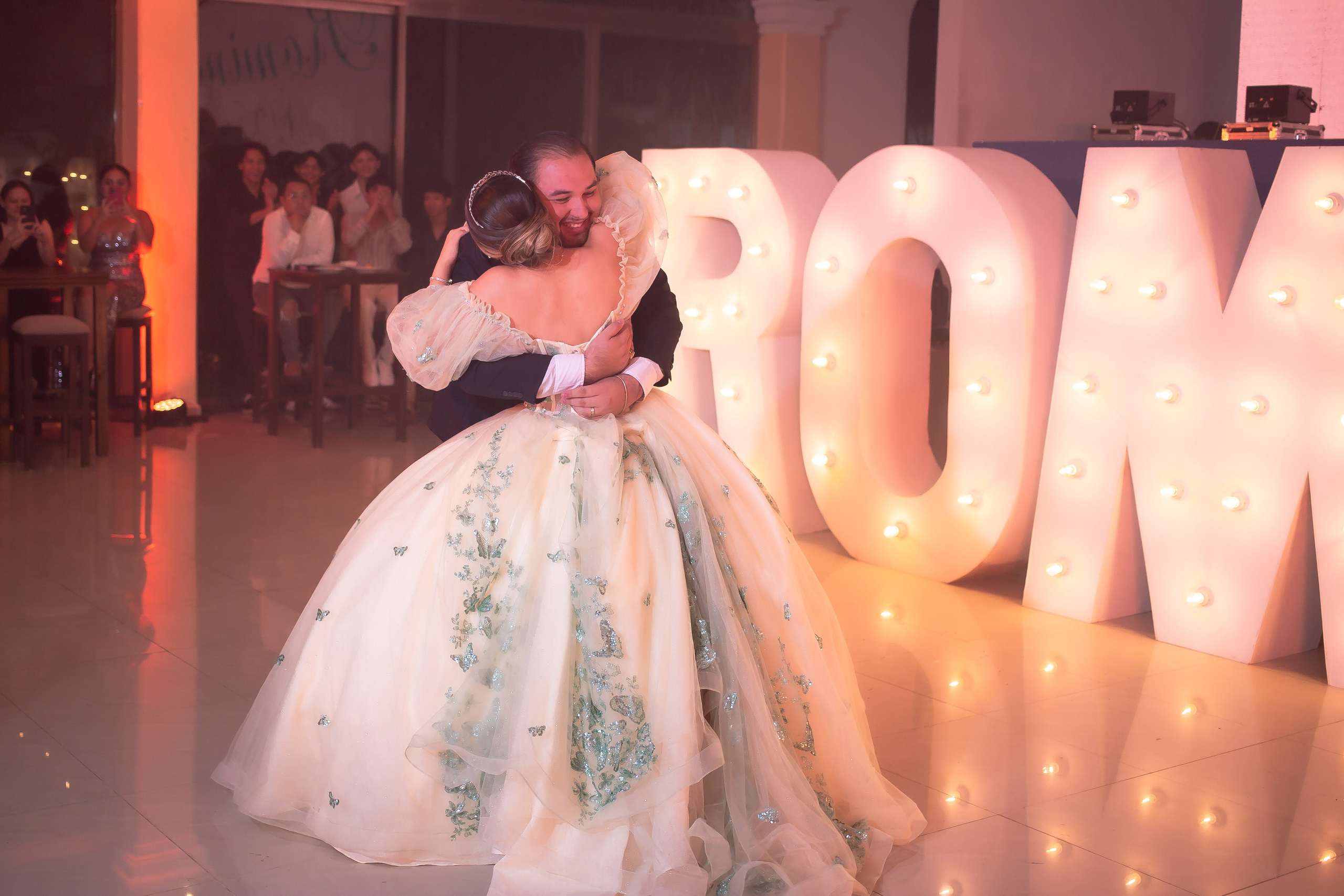 XV AÑOS ROMINA. Simón Enríquez Studio