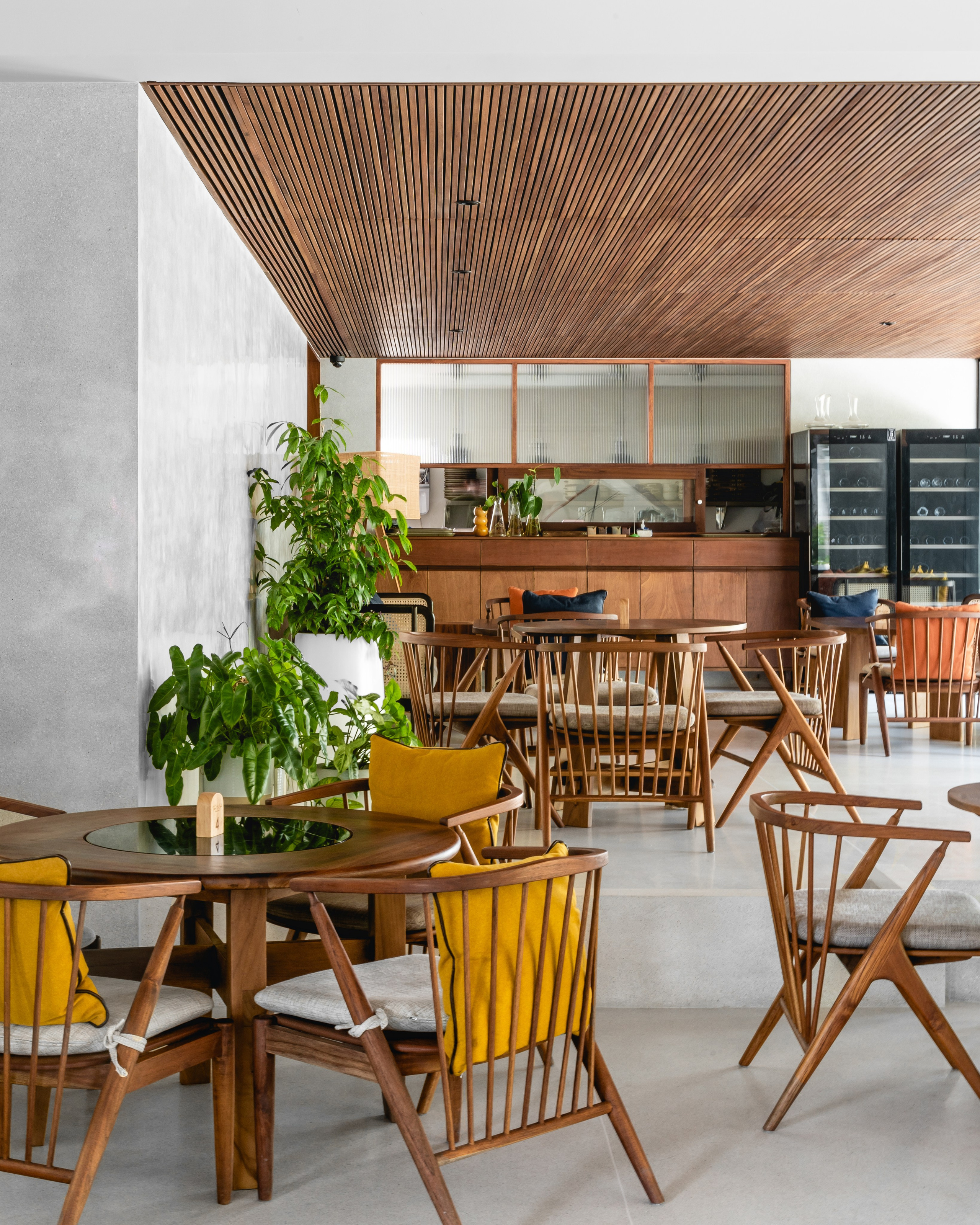 Tree Oclock Restaurant. Interior | Architecture | Real Estate Photographer Phuket & Bangkok