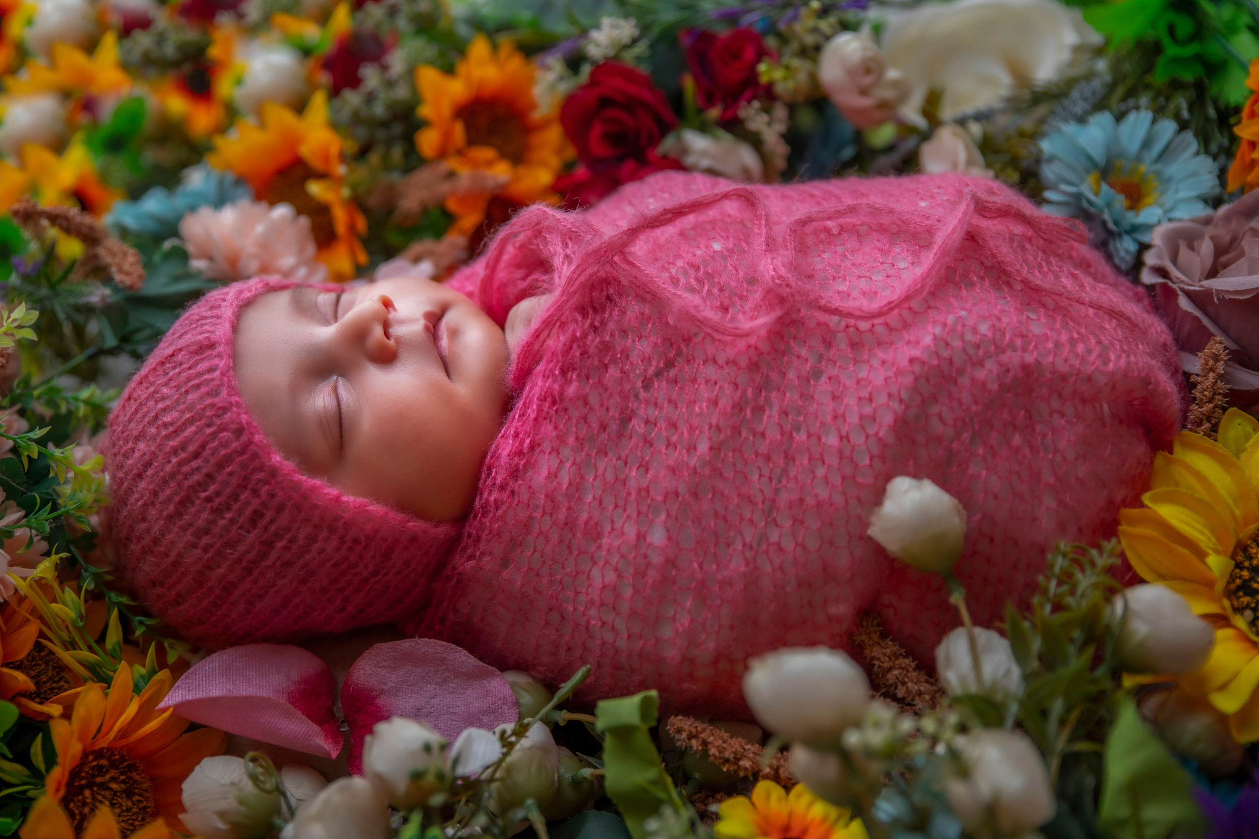 Newborns. Lifestyle and Family Photographer Faryal Saeed