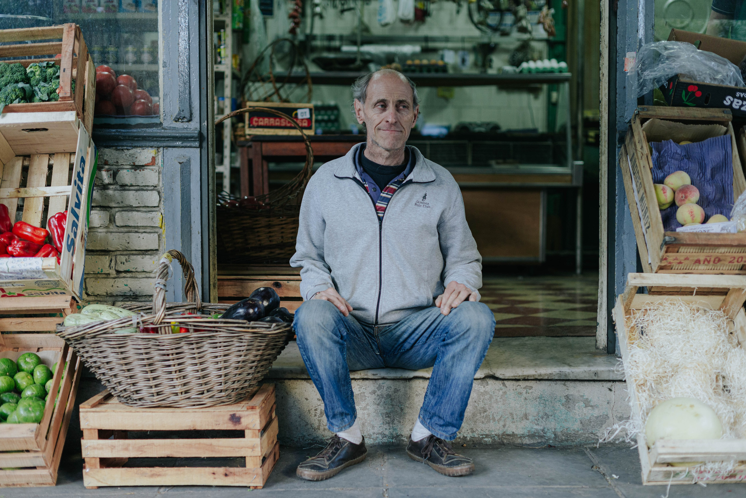 Docdocdoc. 15 strangers. Photographer @elmirkami in the city of Buenos Aires