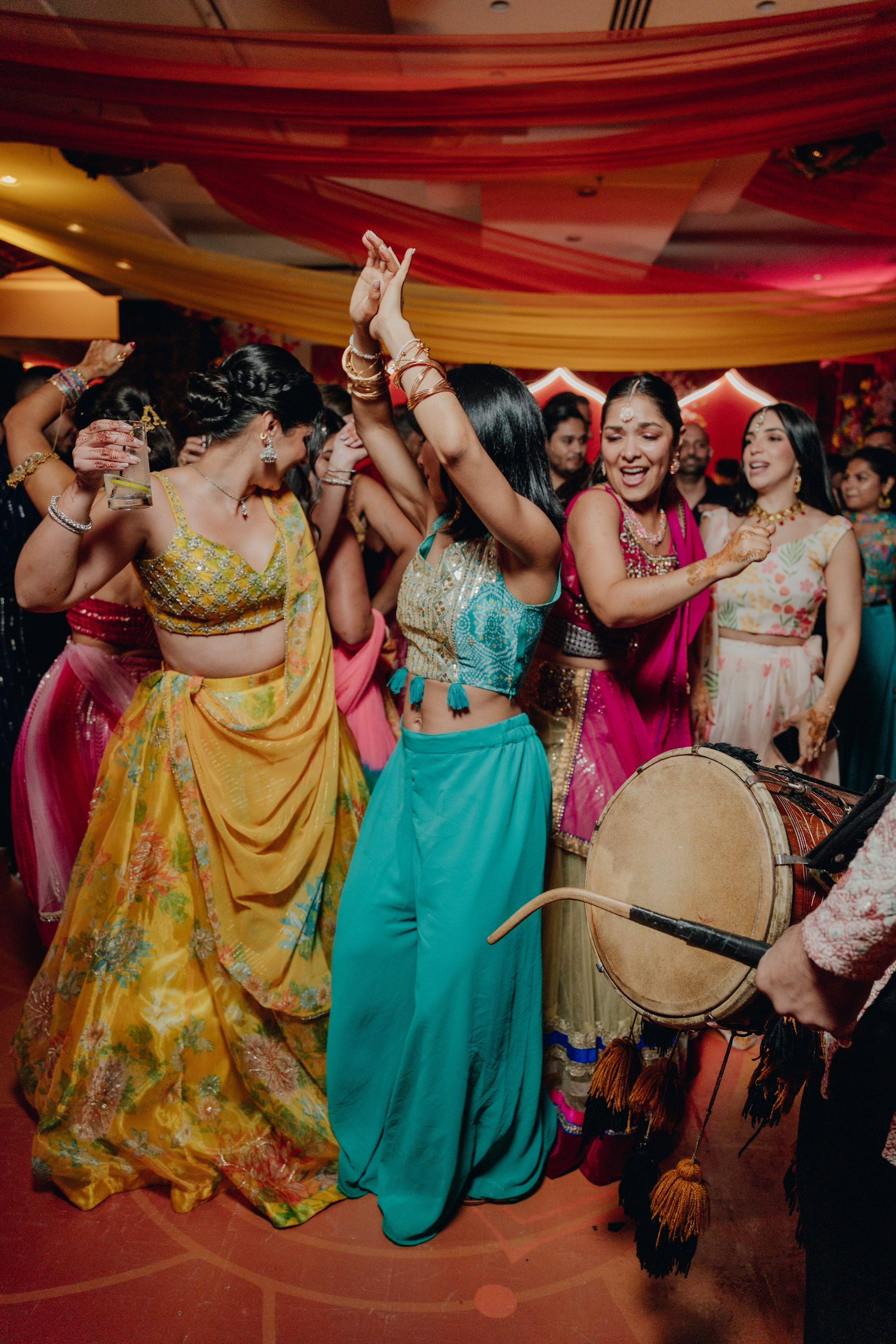 Destination Wedding Photographer in Colombia | [jmartzph / UN TERCIO]