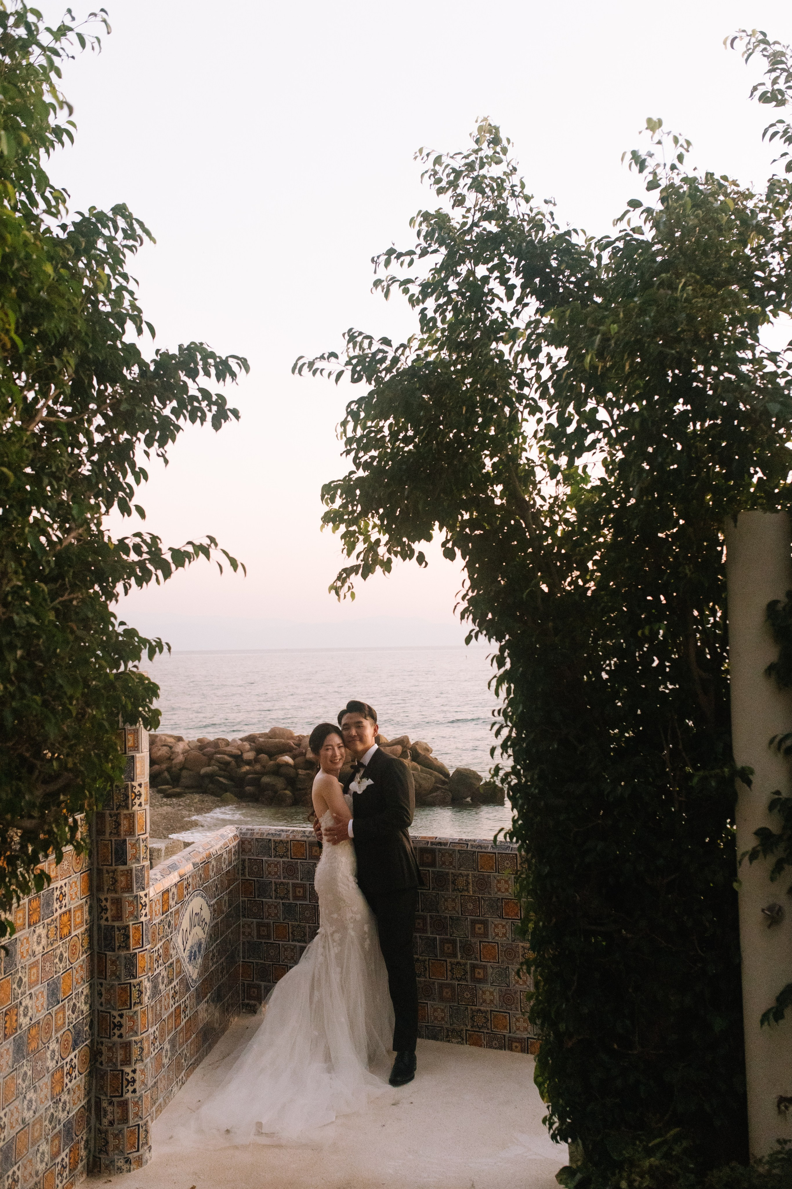 Martoca Beach Garden. Wedding photographer Mexico Sayulita Puerto Vallarta Punta Mita Cabo