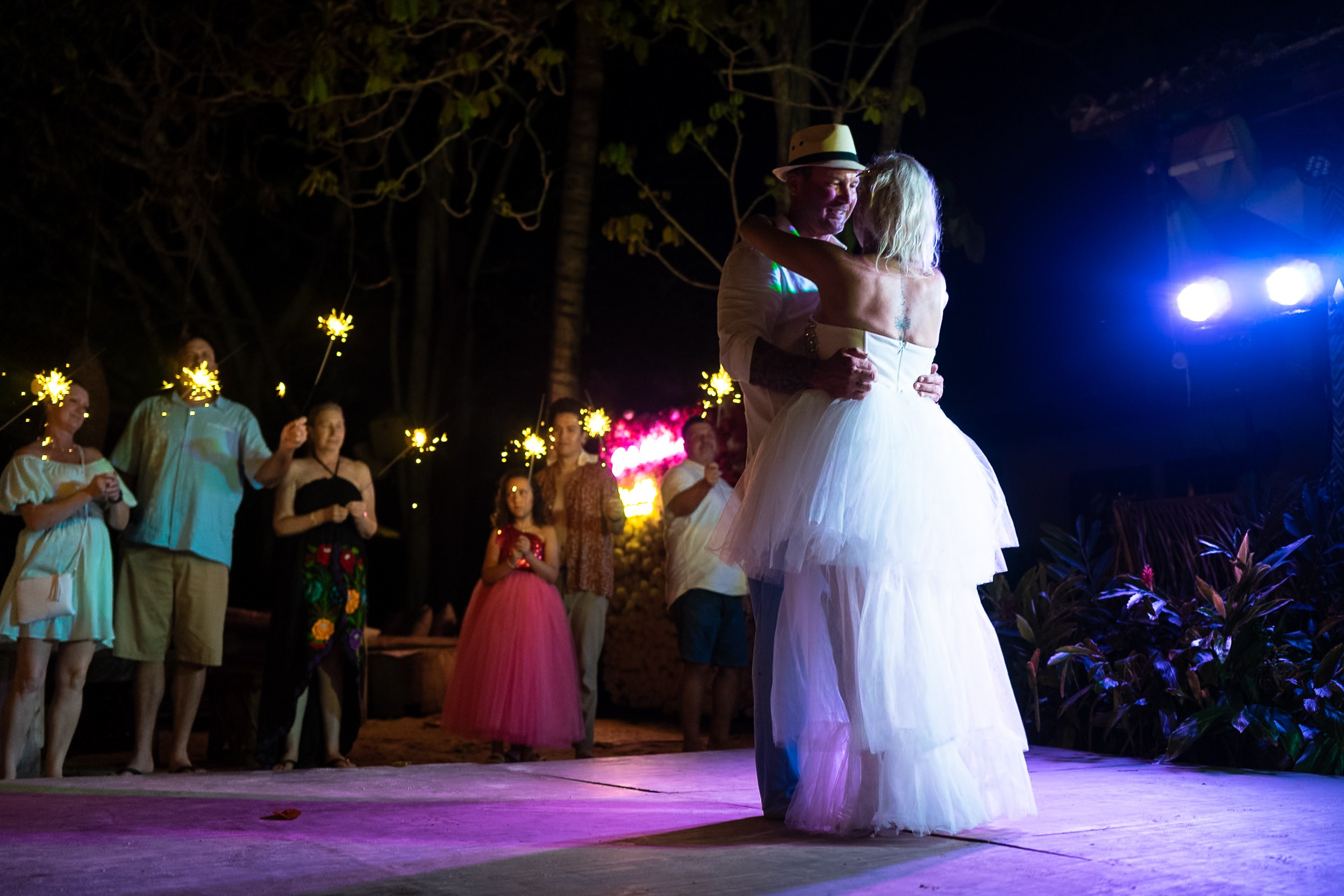 Aggie & Brian. Fotografía de Bodas Profesionales en Puerto Vallarta y Riviera Nayarit