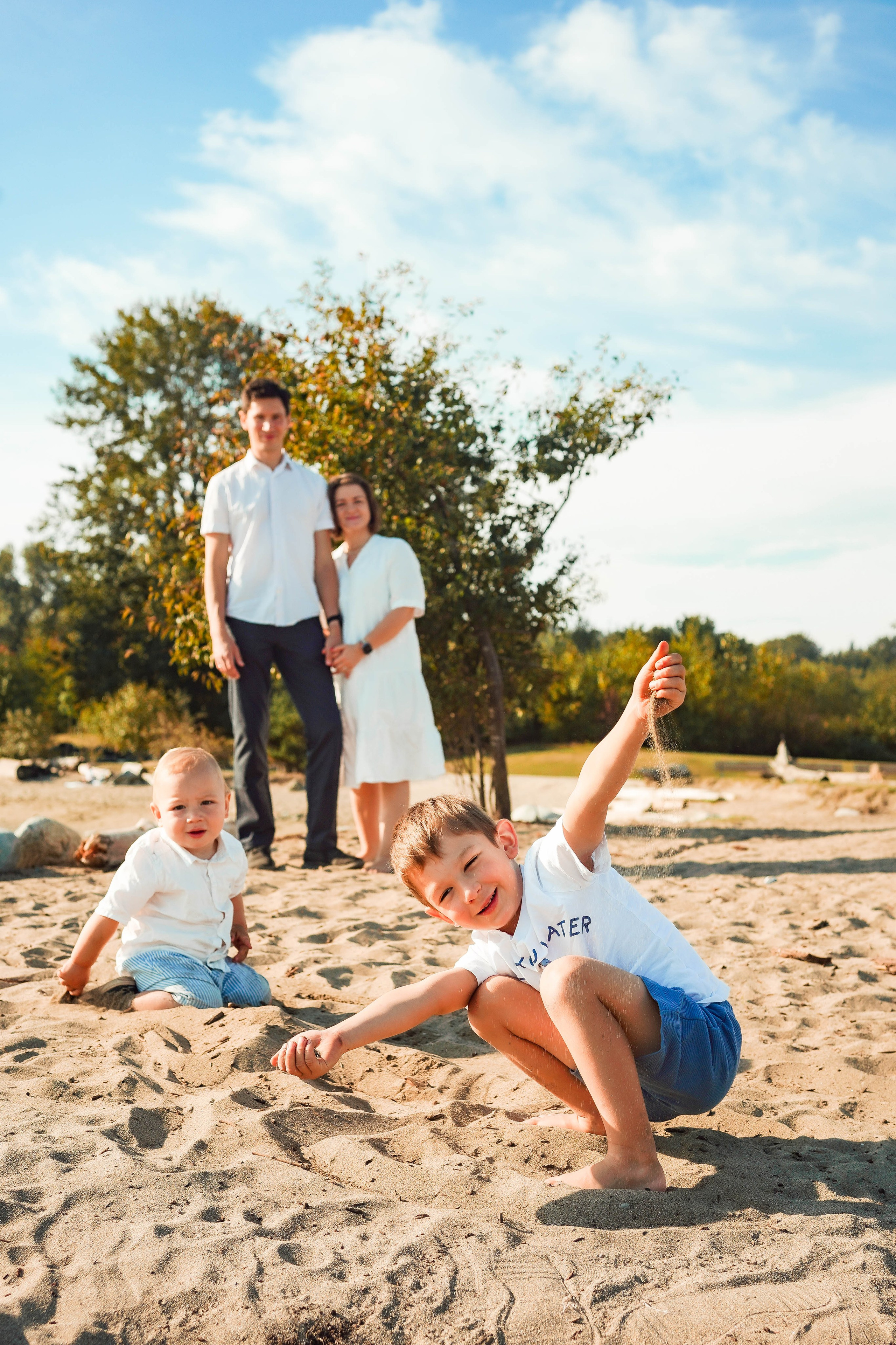 Last days of summer in Vancouver. Photographer Lana