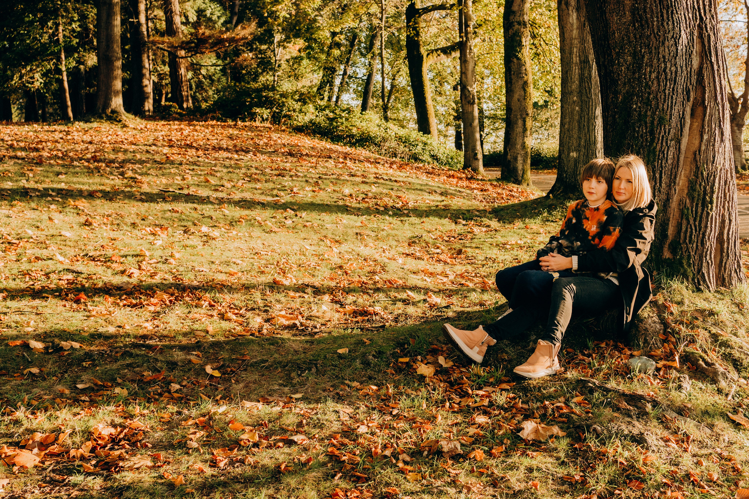 Autumn love song (lifestyle outside). Photographer Lana