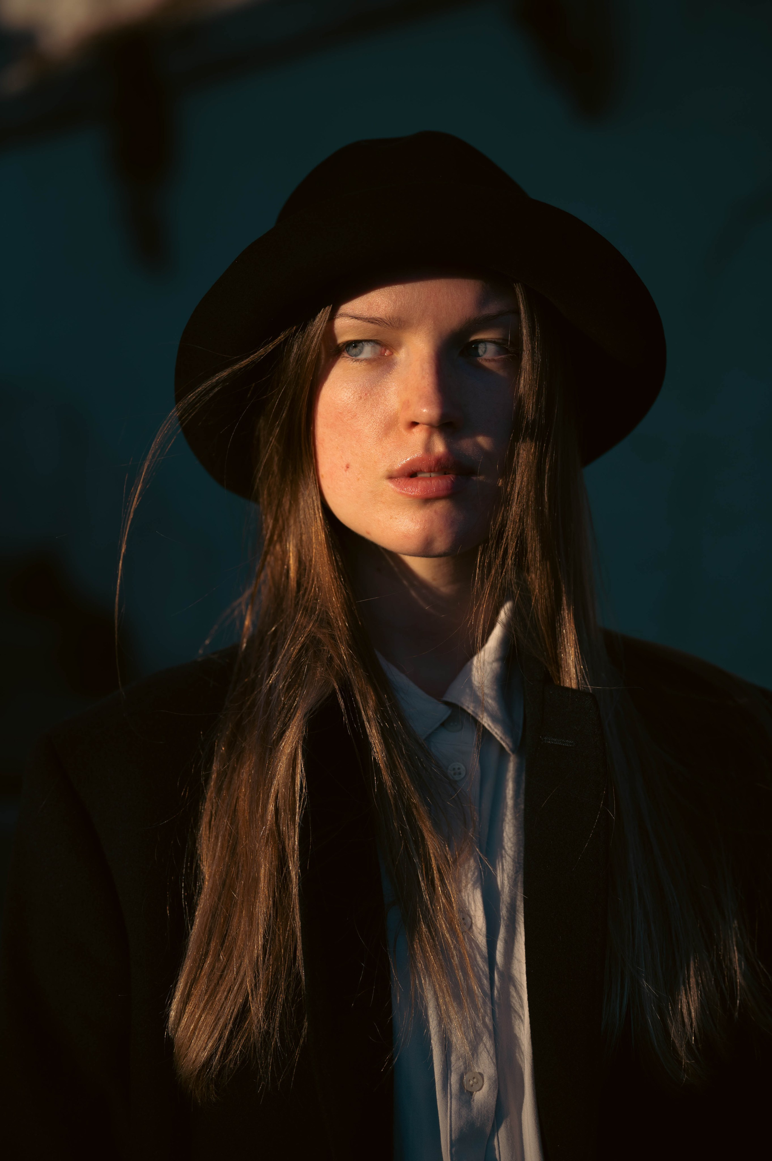 Portrait and lifestyle photographer based in Toronto, Canada
