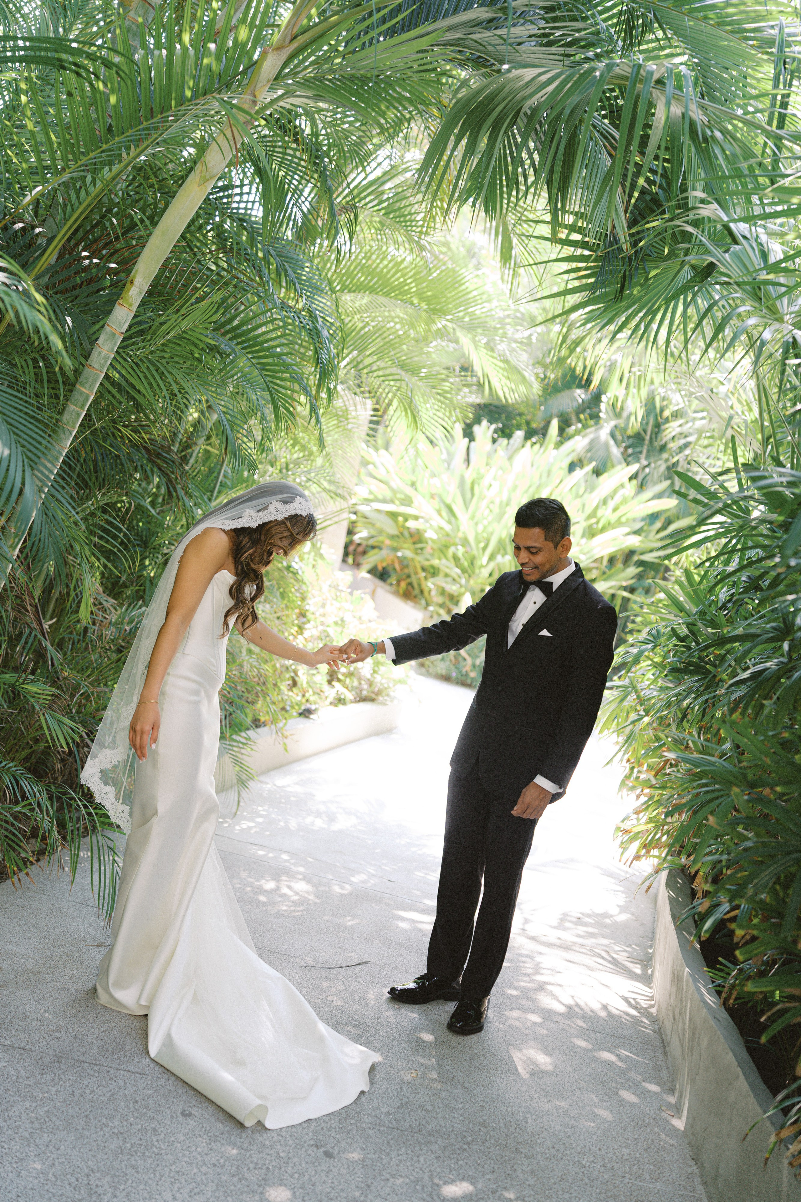 Tori & Keyur. Sayulita Wedding Photographer, Puerto Vallarta, Cabo