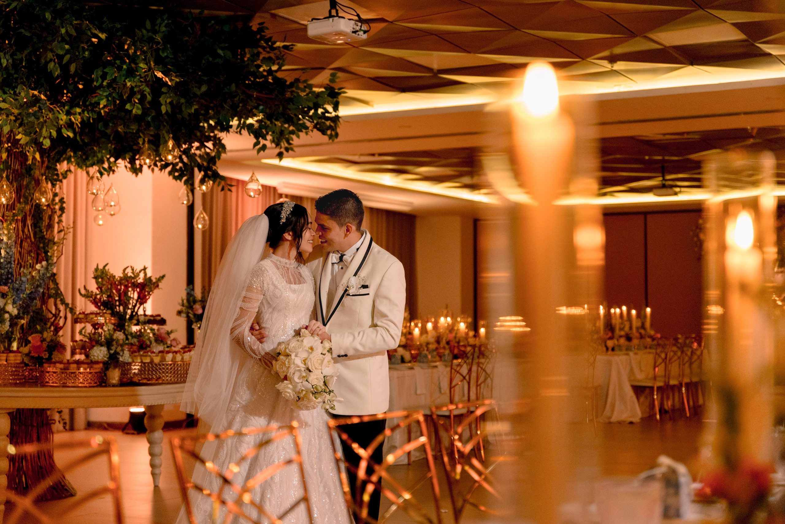 Boda en Barranquilla en Salón Comfamiliar Sede Caribe | Fotografía de boda profesional. Fotógrafos de bodas en Barranquilla, Cartagena y Santa Marta | BanderArt