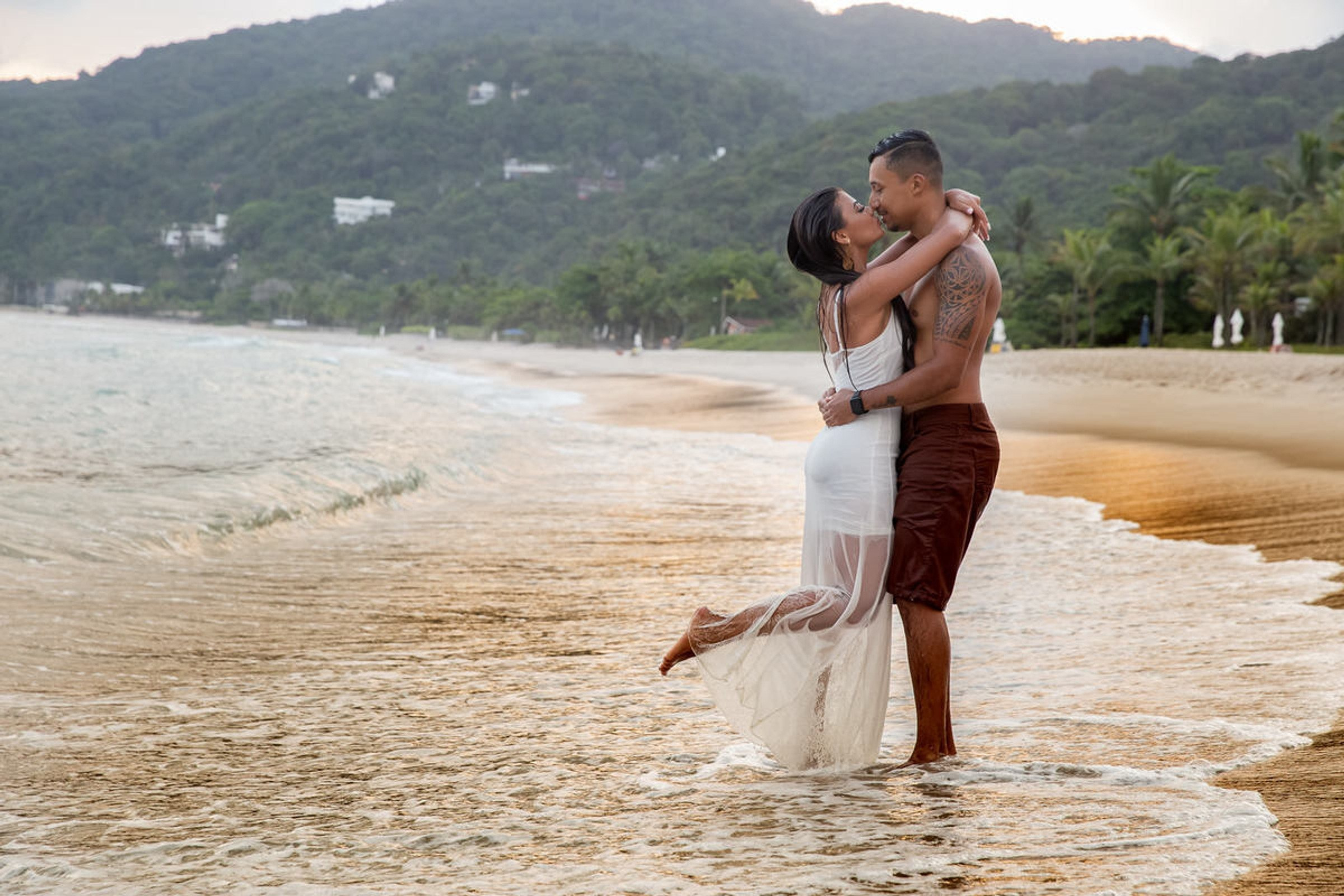 Guaruja — Praia das conchas — Priscila e Lincoln. Studio Melk
