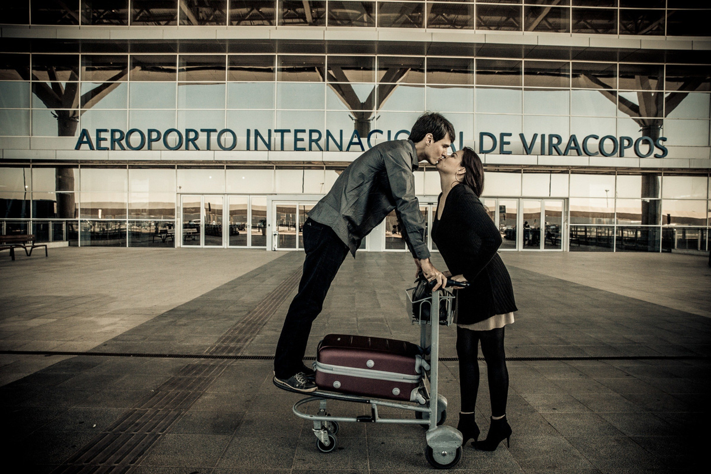 Aeroporto Viracopos — Monique e Renato. Studio Melk