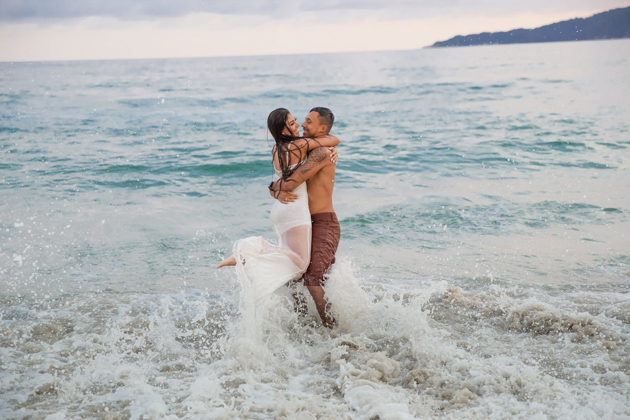 Guaruja — Praia das conchas — Priscila e Lincoln. Studio Melk