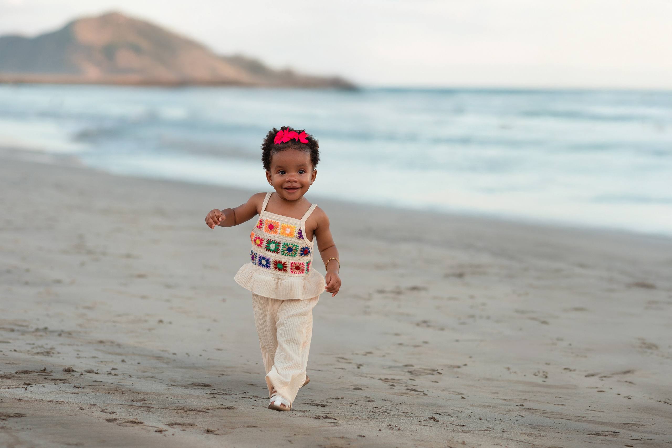 Family photoshoot at Luna Bonita Beach for Shayla. Виктория Кастельянос. Русскоязычный фотограф в Мексике