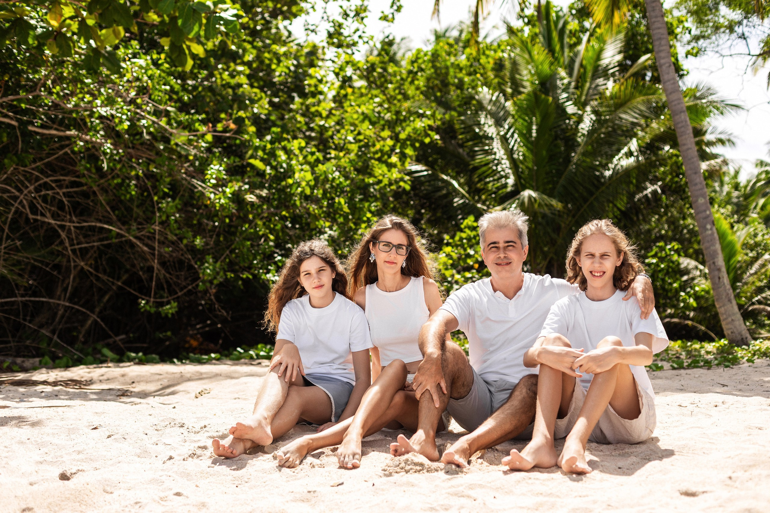 Professional family photographer in Koh Samui