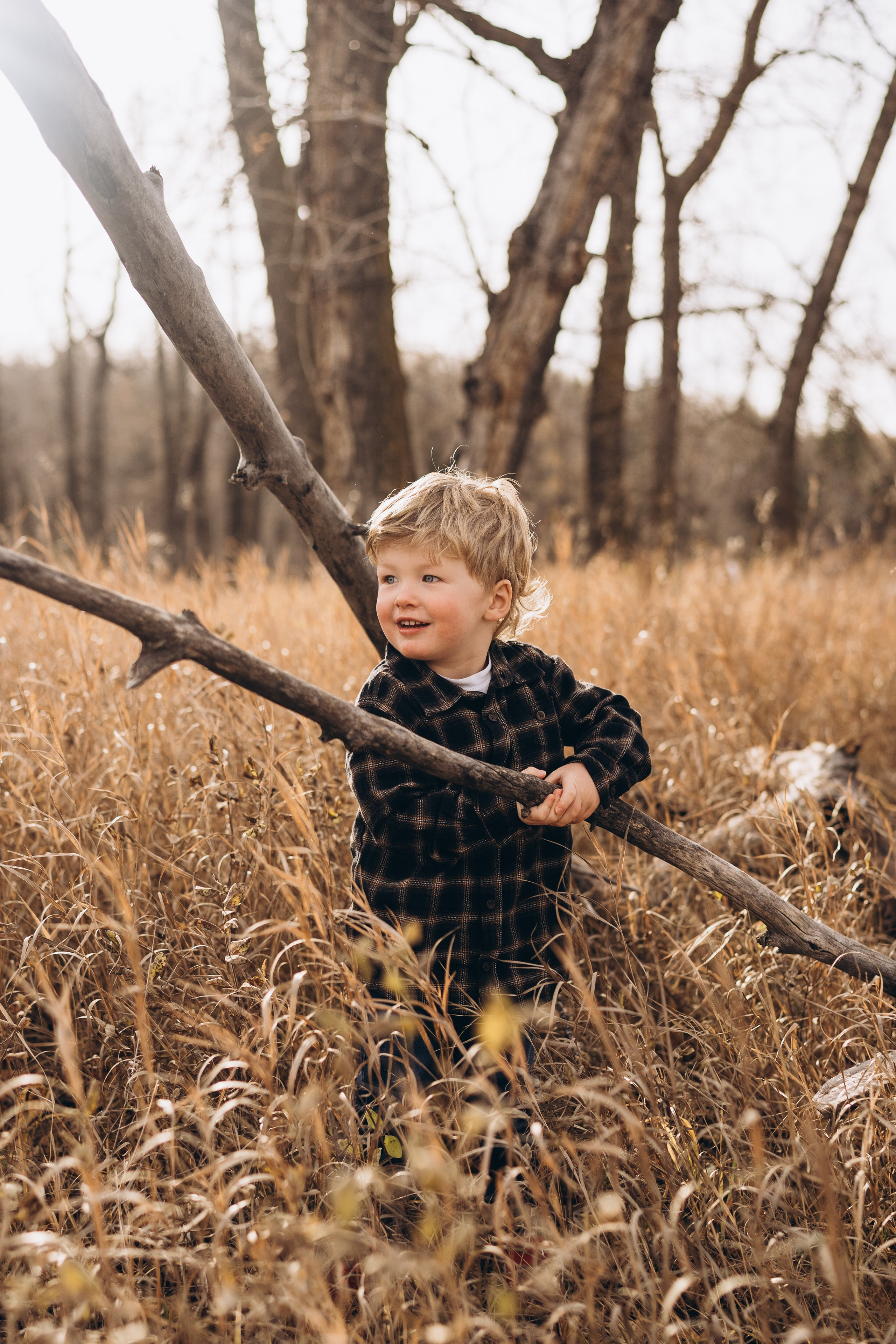 Taryn & fam. Calgary Wedding & Lifestyle Photographer — Yevhen Polishchuk