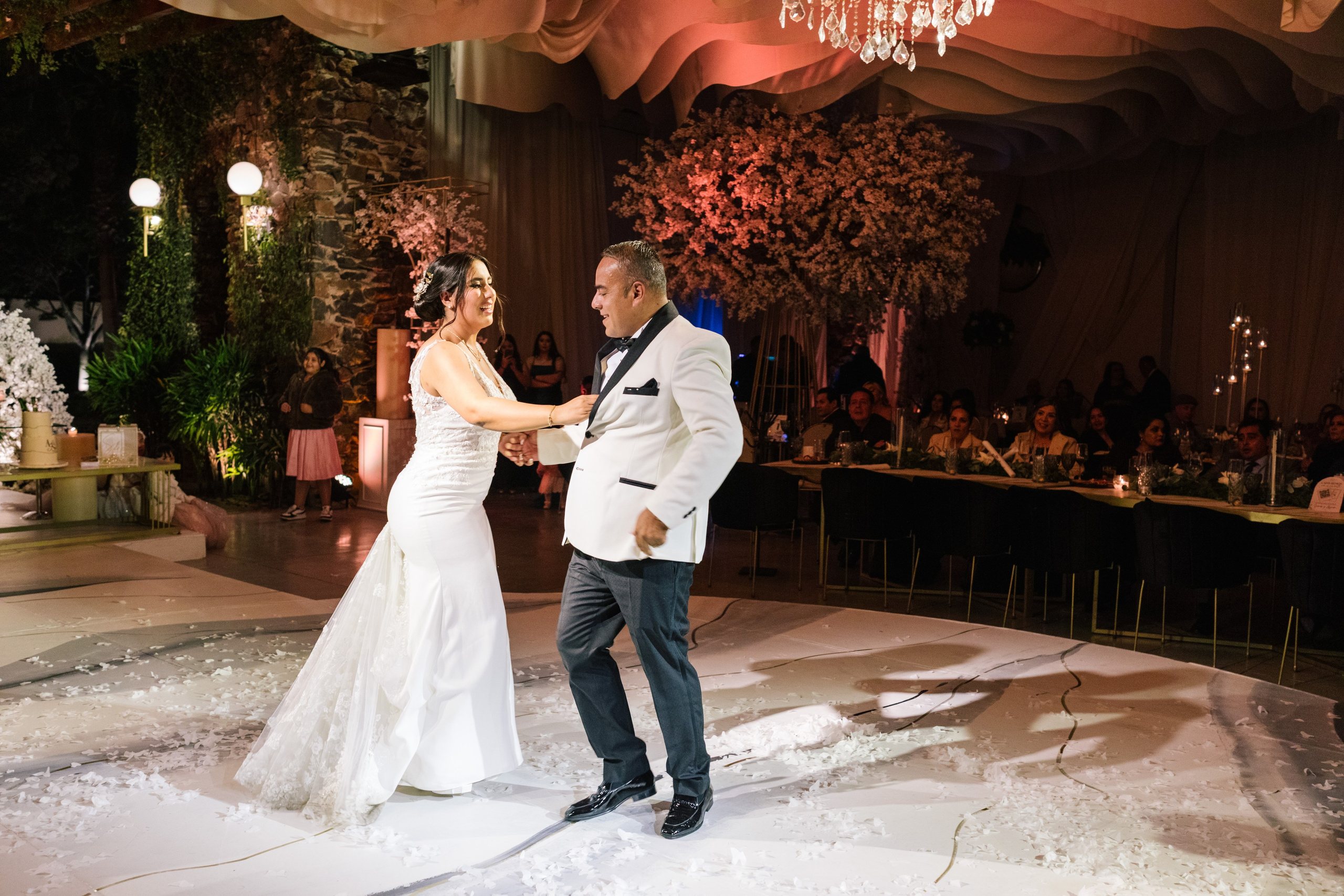 Alejandra y Salvador. Wedding Photographer Ruth Preciado