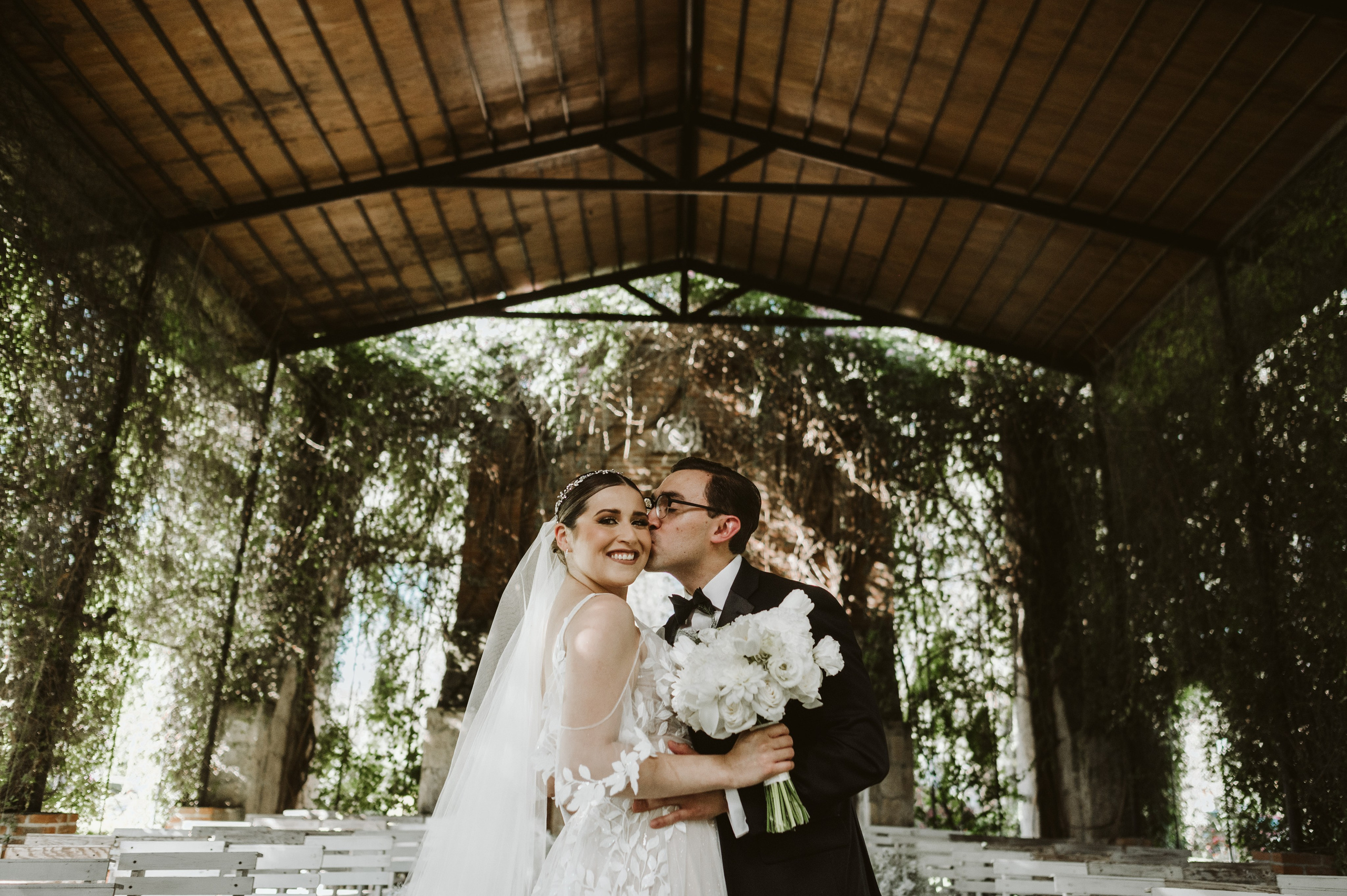 Abraham Linares Fotógrafo y Videografo de Bodas en Guadalajara
