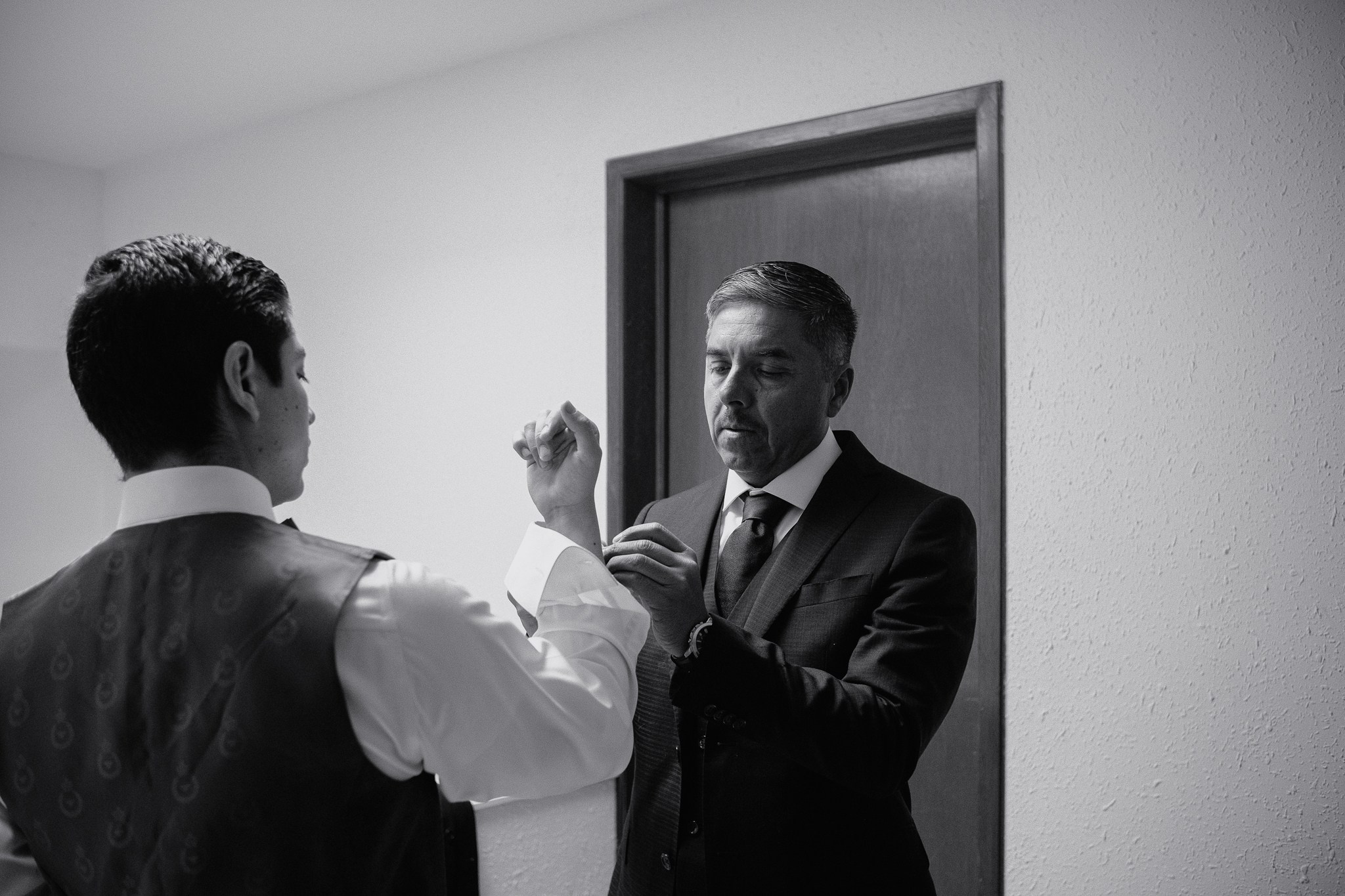 Ale y Misael. Fotógrafo de bodas