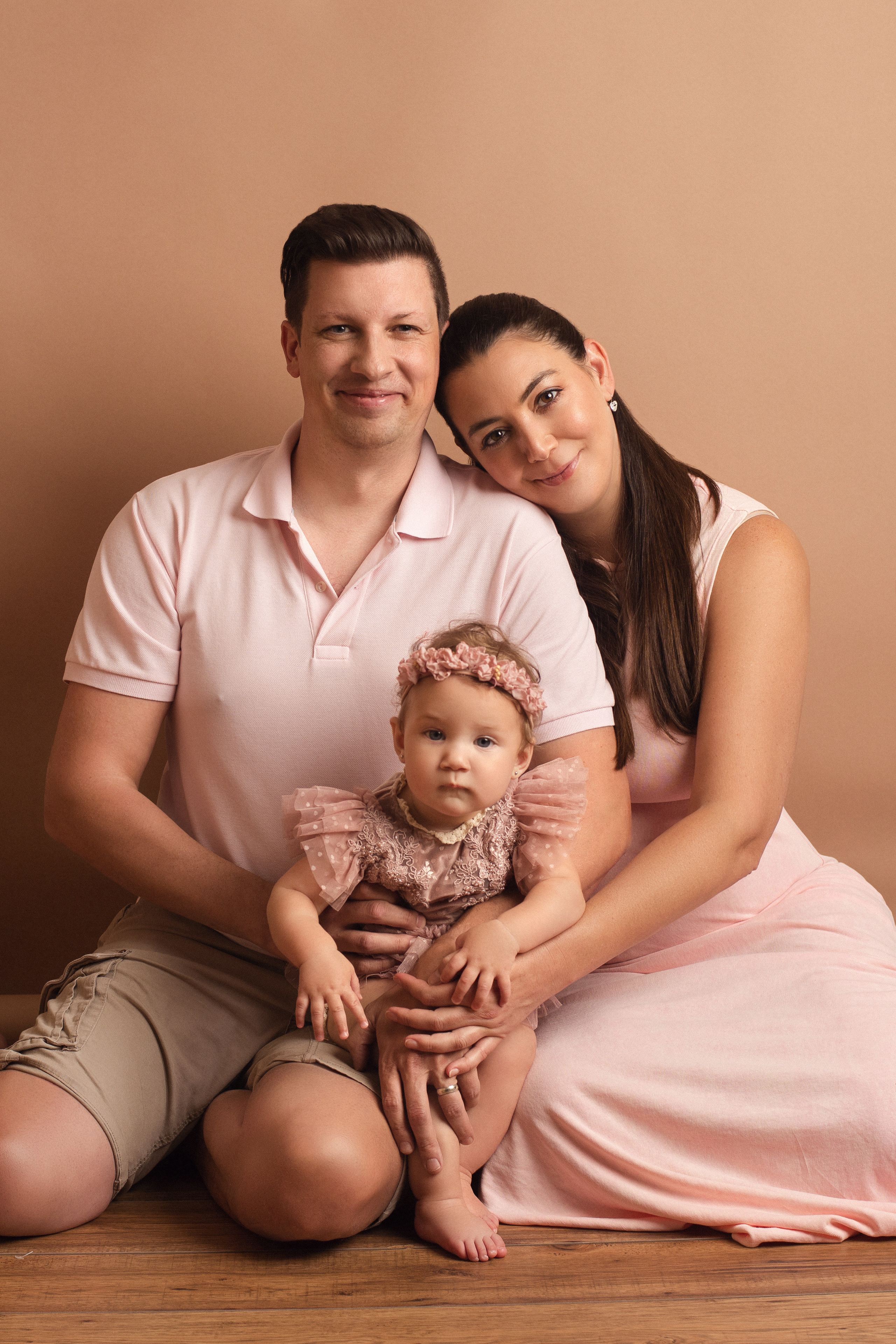 FAMILY / MATERNITY. Ottawa Newborn and Baby Newborn Photographer Elena Helali