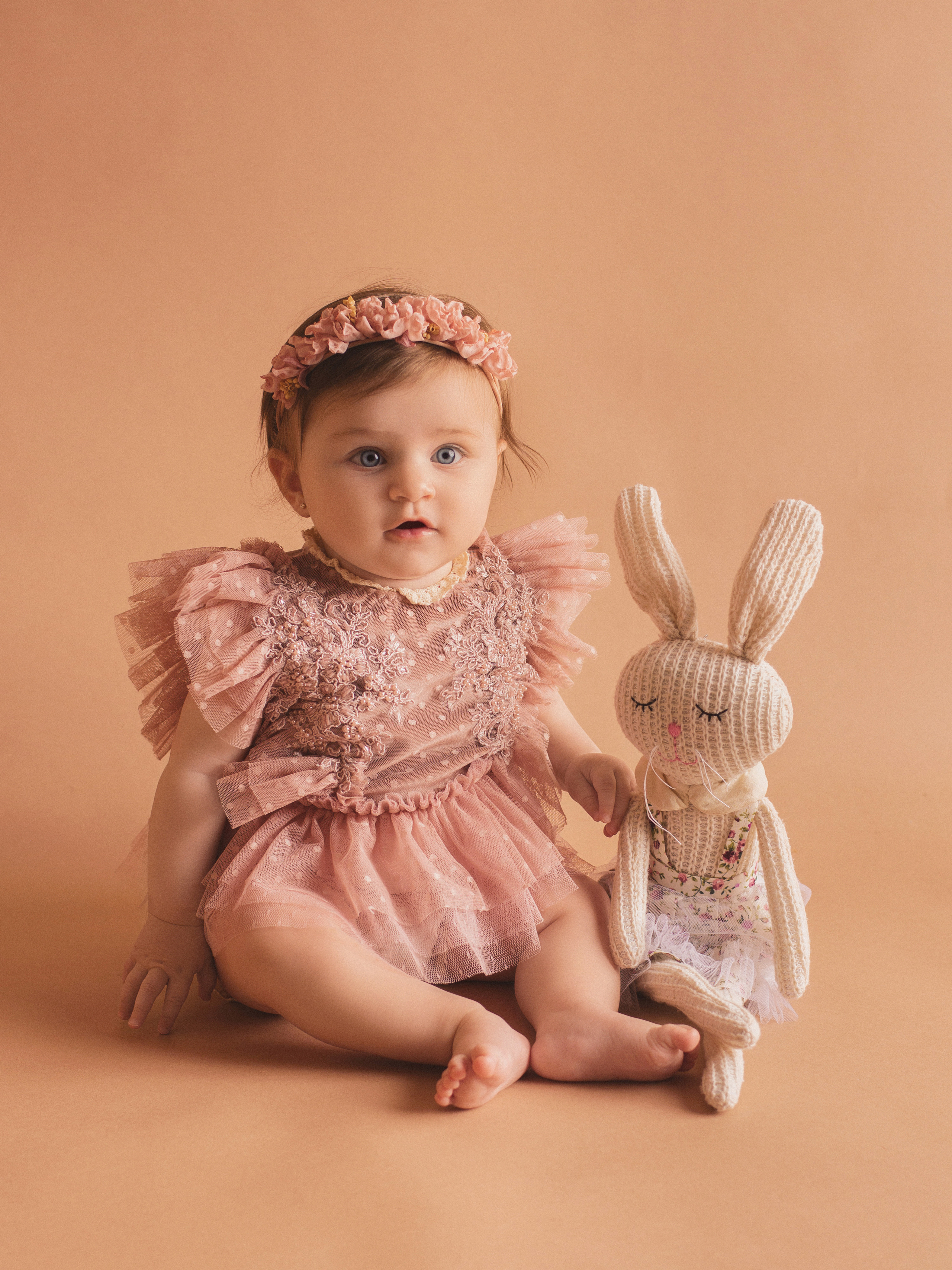 My First Year Package. A Girl. Ottawa Newborn and Baby Newborn Photographer Elena Helali