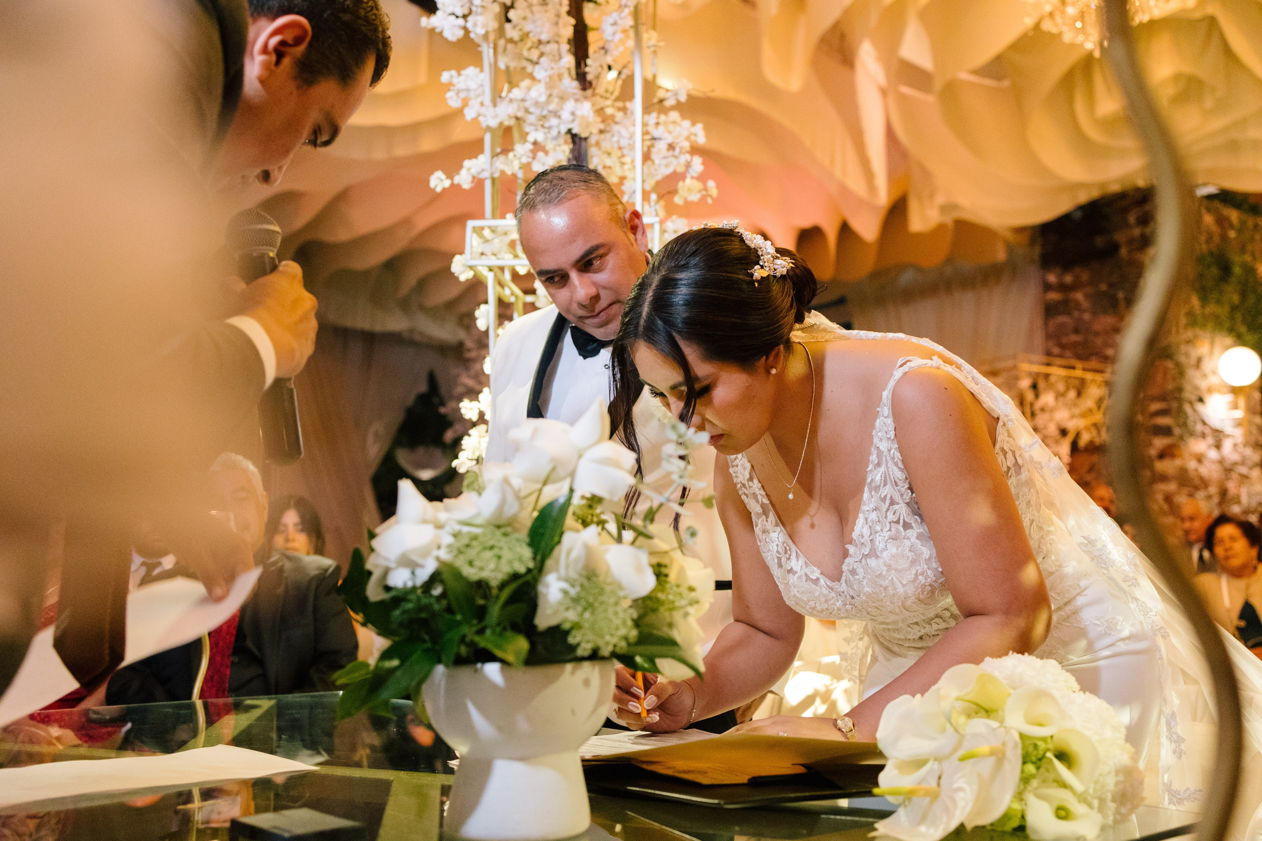Civil. Wedding Photographer Ruth Preciado