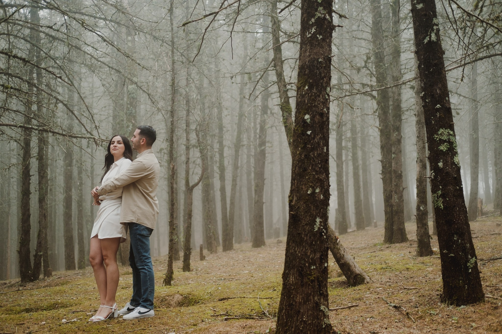 Sofía y Sergio: Sesión pre boda en la sierra de Alvarez. Fotógrafo de bodas