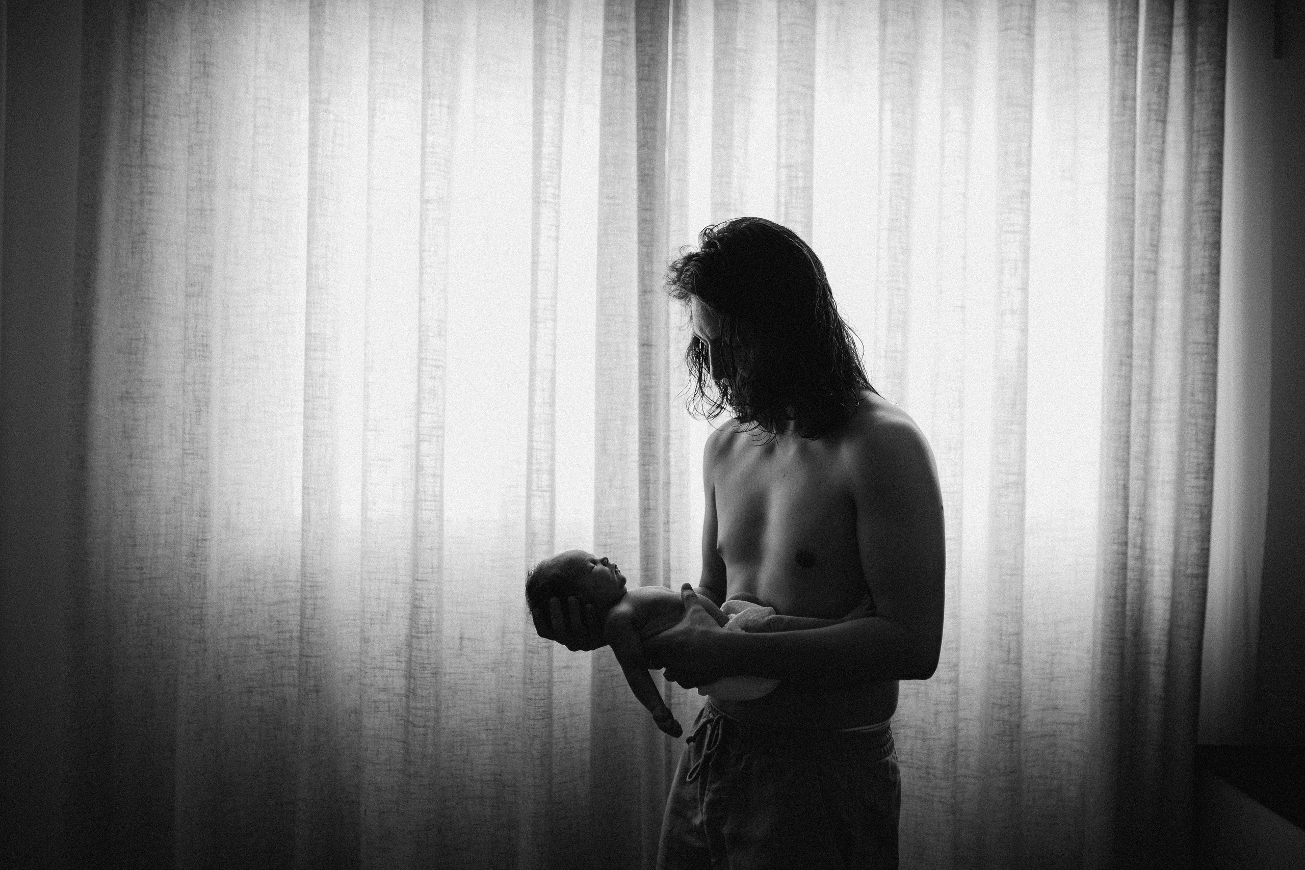 Luna 7 days. Fotografa documental de familia e nascimento em Florianópolis SC Daria Ermolaev