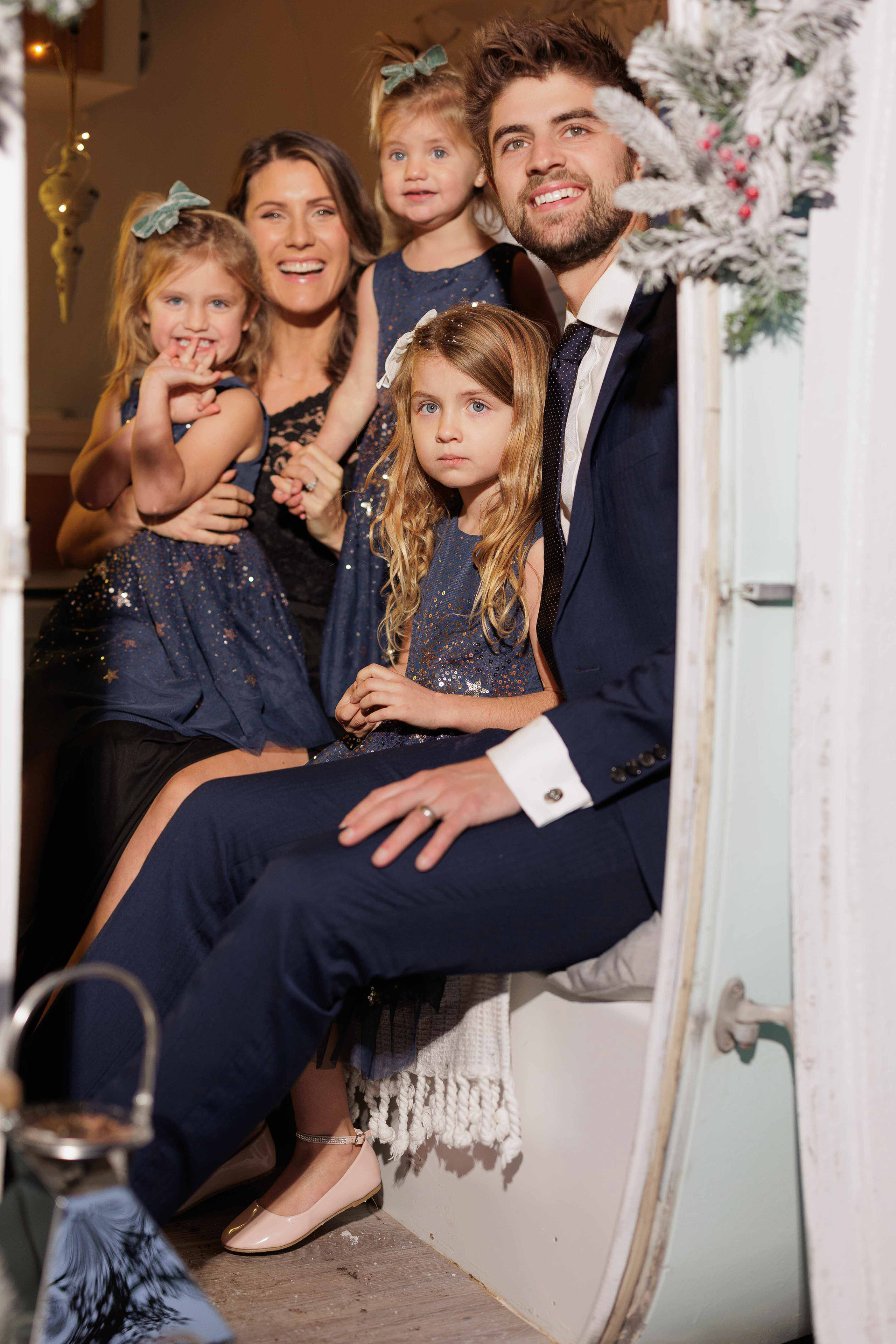 Stacey&Jason (Christmas). Wedding Photographer in Winnipeg — Cinematic & Timeless by Vitiuk Photography