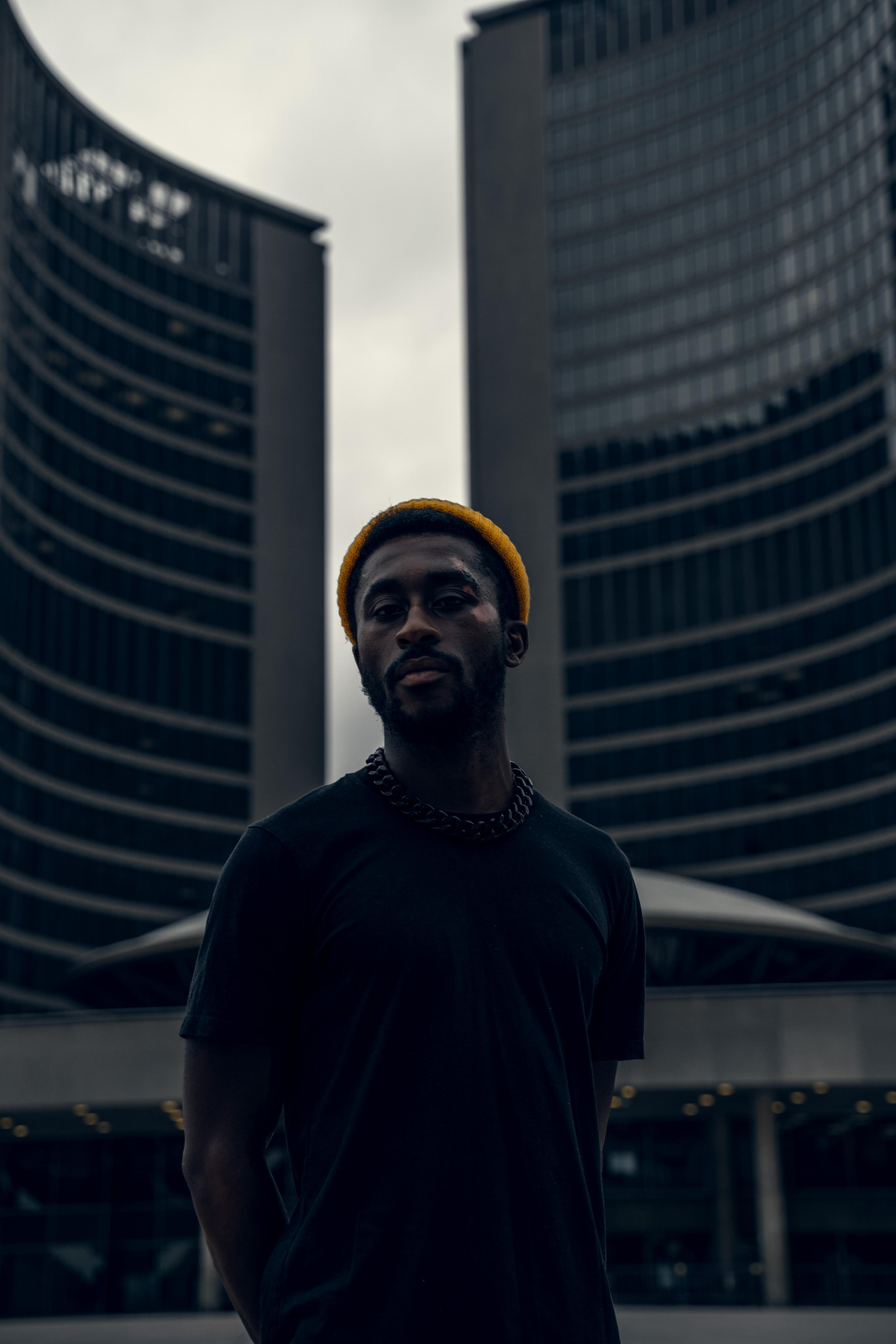 Services. Creative photograph in Toronto Dmitrii Bondarenko