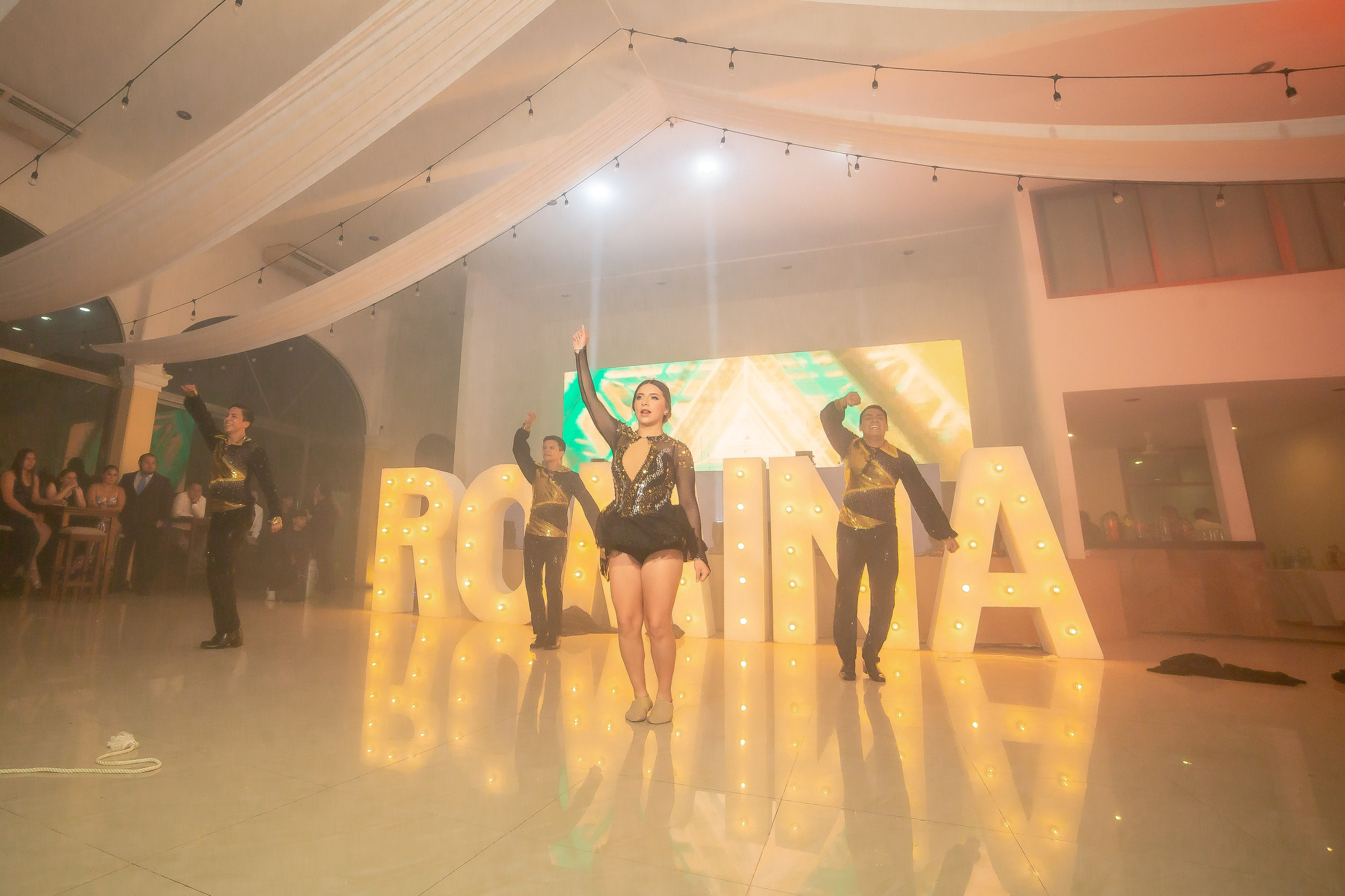 XV AÑOS ROMINA. Simón Enríquez Studio