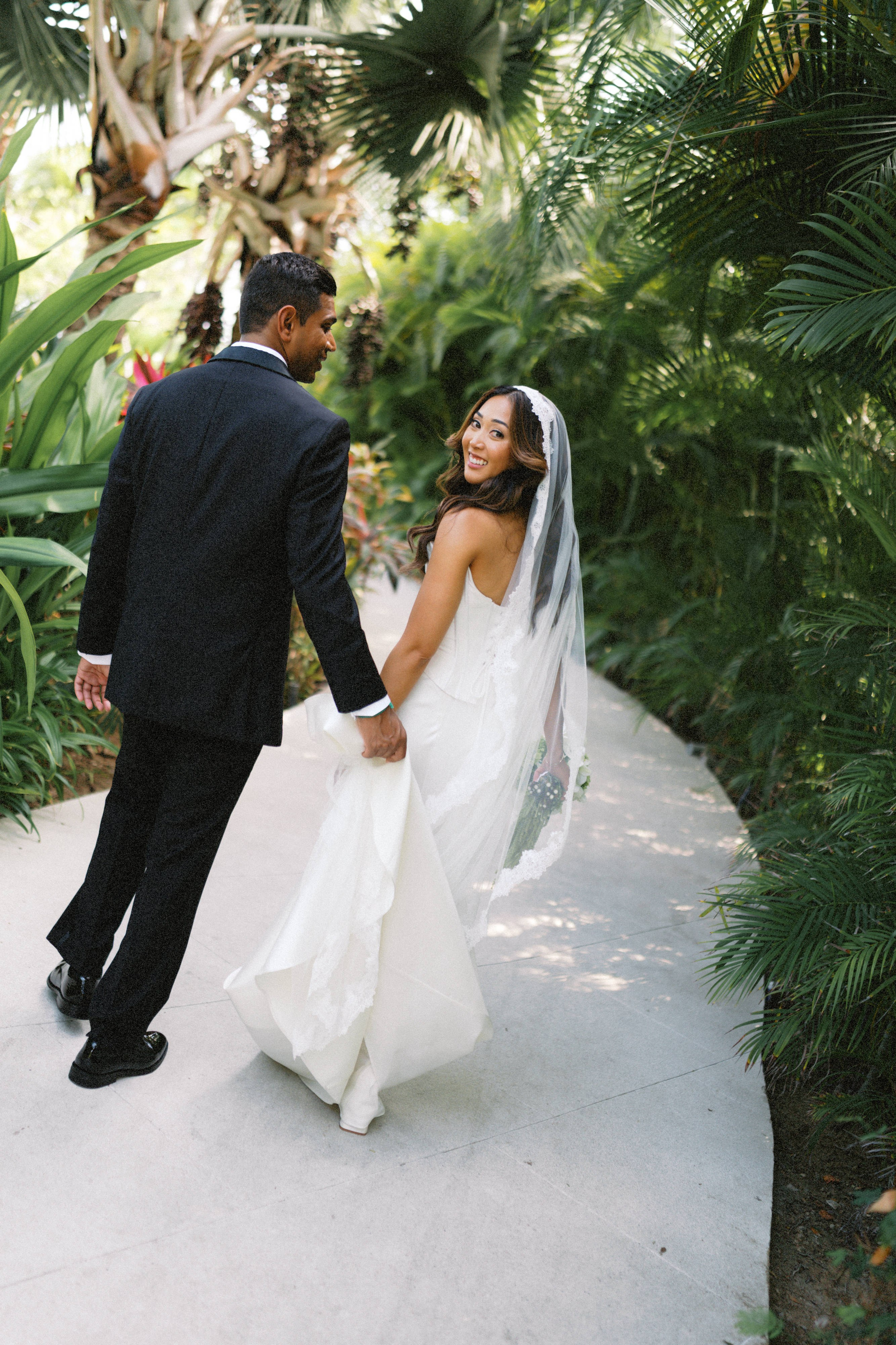 Tori & Keyur. Sayulita Wedding Photographer, Puerto Vallarta, Cabo