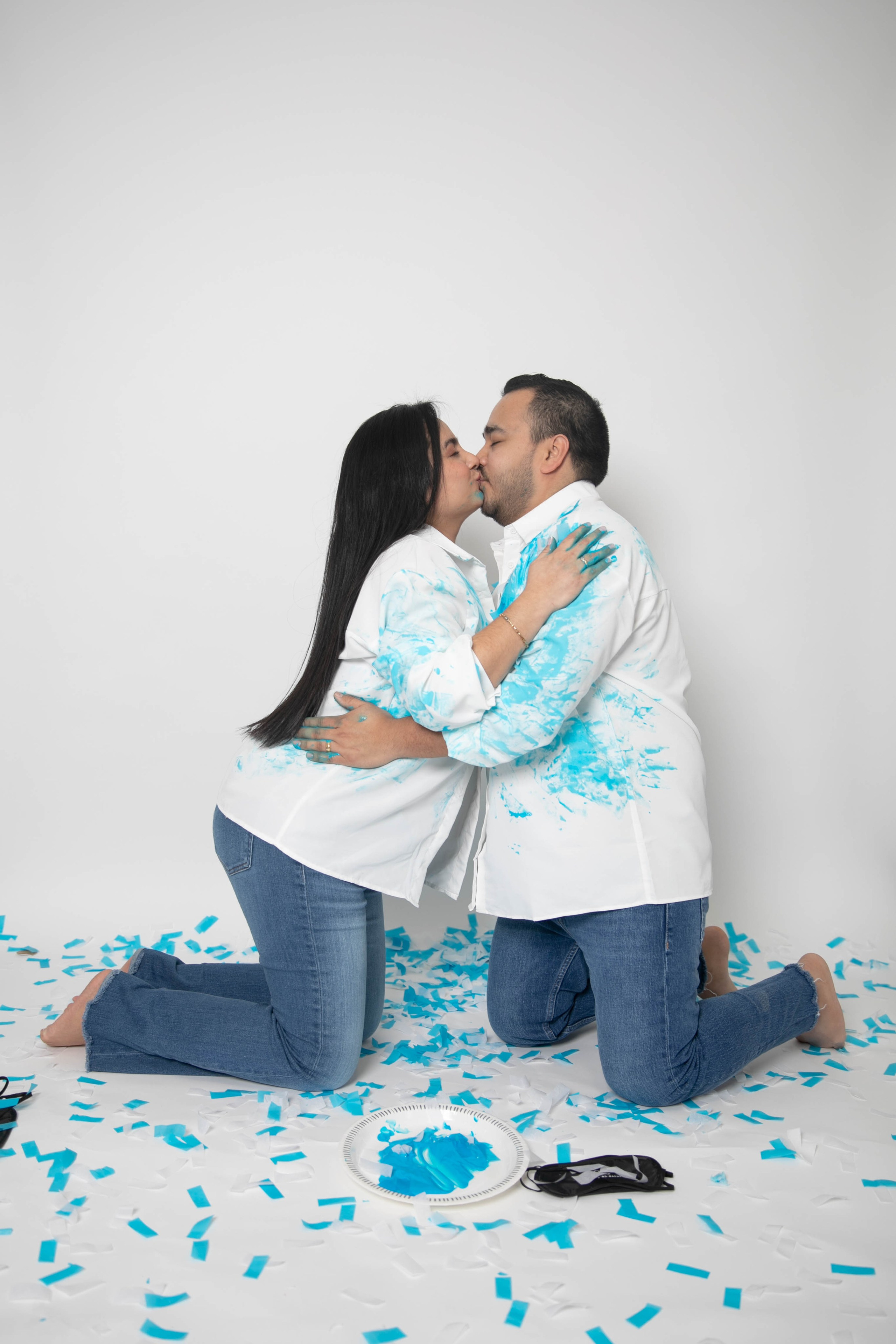Maternity Photos — Gender Reveal. Ching Li Photography