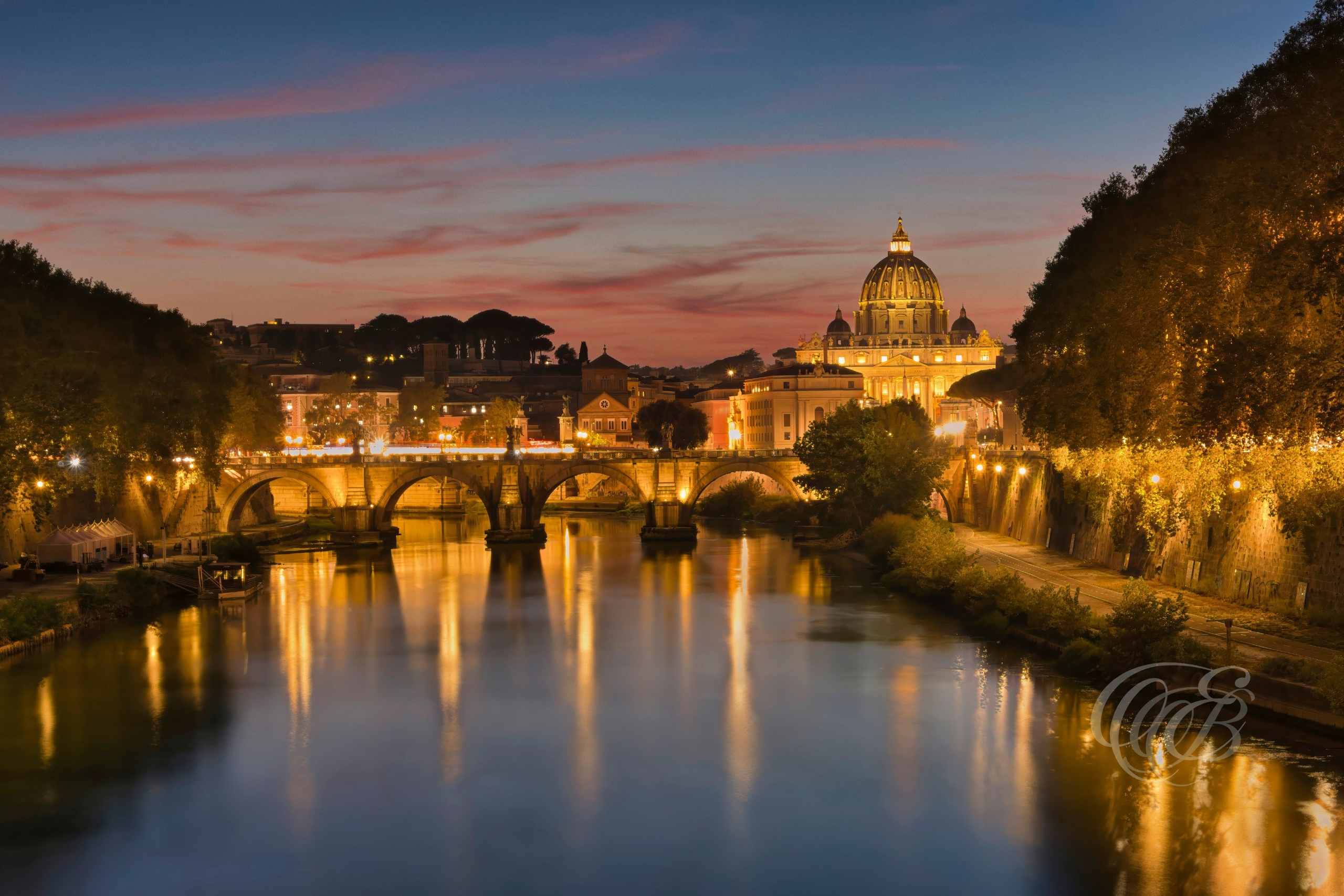ITALY PHOTOGRAPHY — Sunset at Ponte Sant'Angelo — Ponte Sant'Angelo spanning the Tiber River, one of Rome's most historic bridges linking the city's ancient past with Vatican City, Rome, Italy — Eduardo Bartoli Photography.